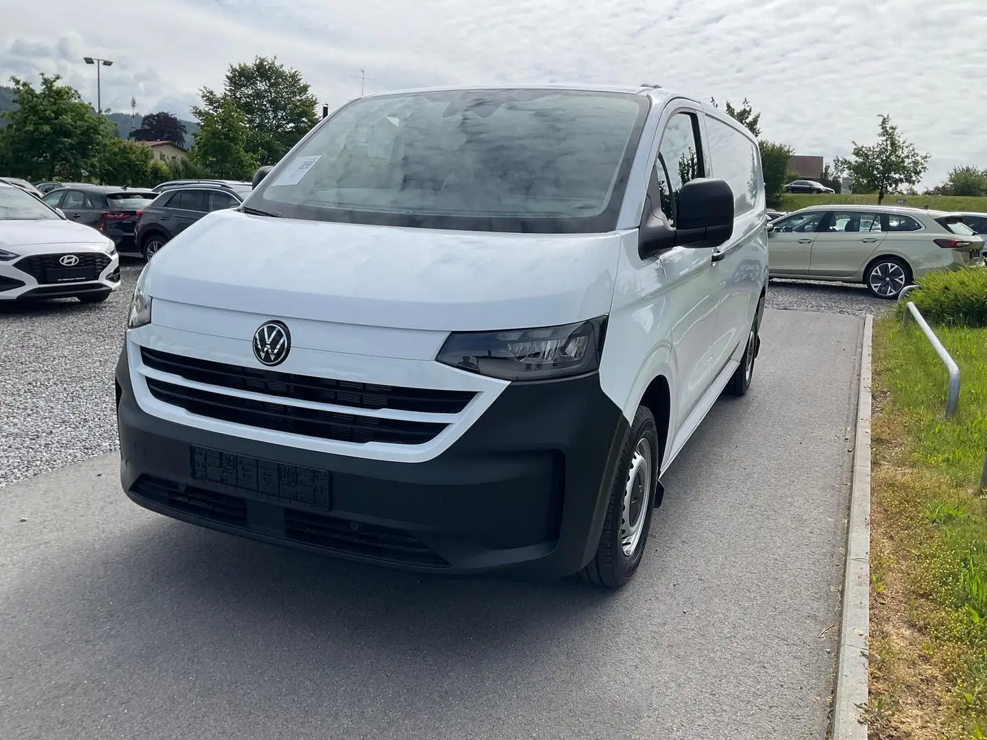 Volkswagen T7 Transporter TDI DSG LR (lang), Navi, Kamera, LE Weiß - 2