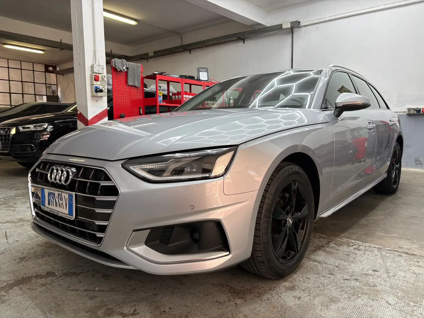 Audi A4 2.0 tdi mhev SPORT BLACK EDITION NESSUN VINCOLO!! Zilver - 1