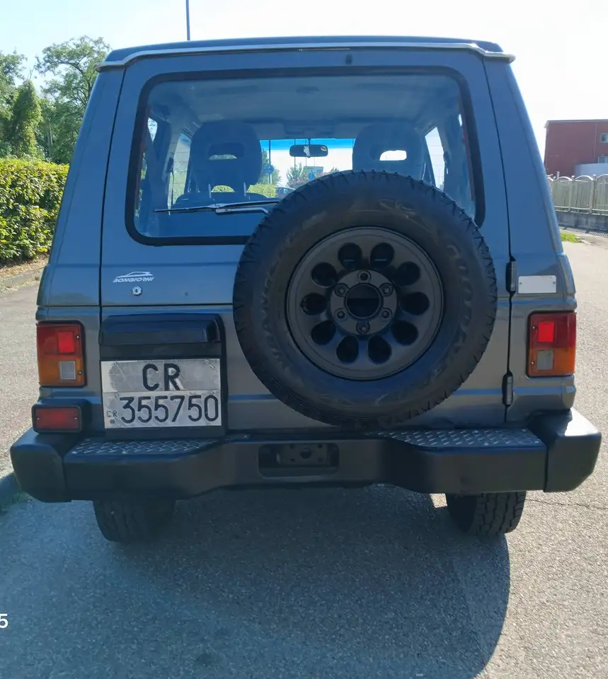 Mitsubishi Pajero Metal Top 2.4 td 3 porte vettura 4 posti clima gomme nuove, foto 4