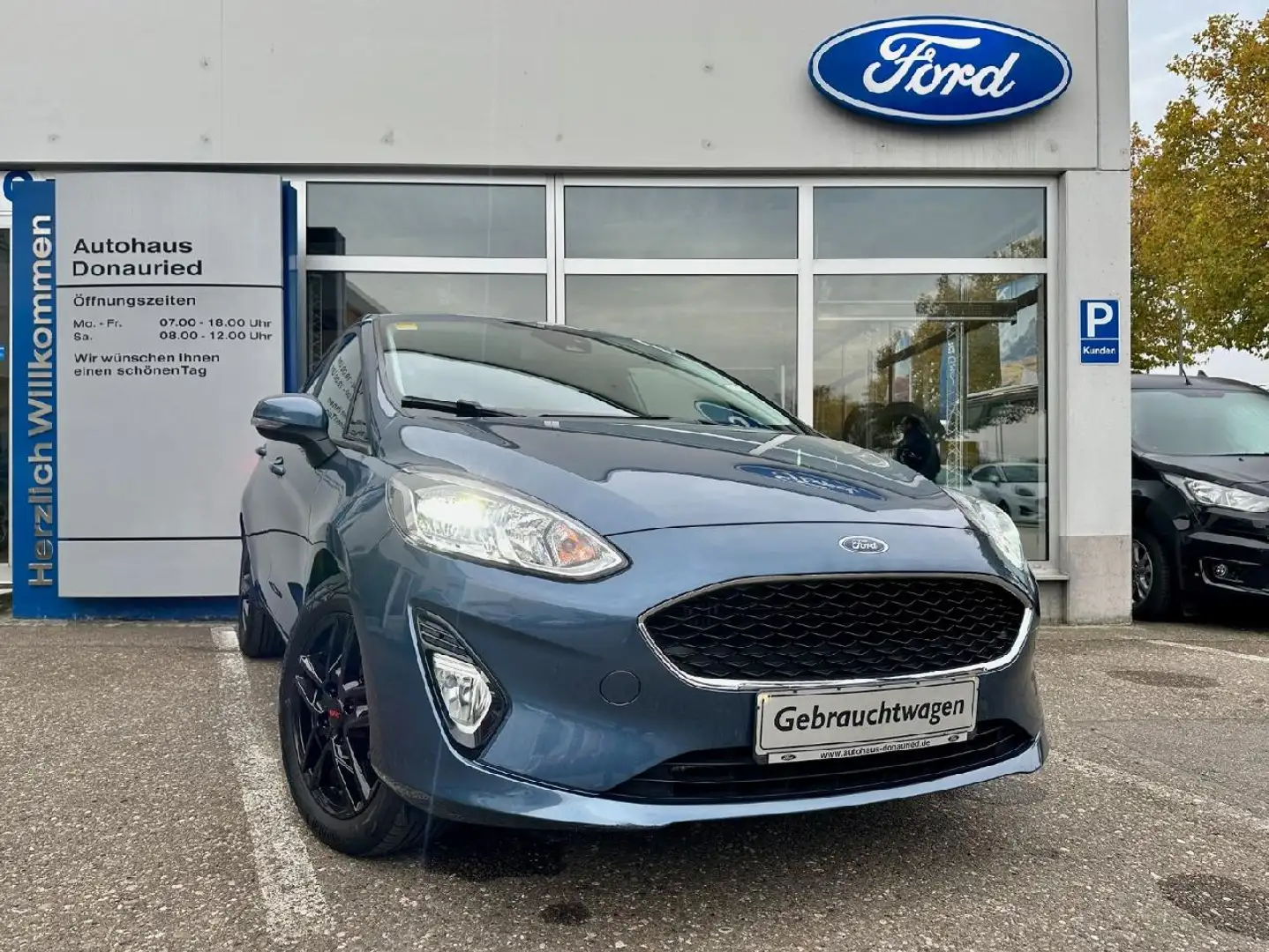 Ford Fiesta Cool & Connect Blau - 1