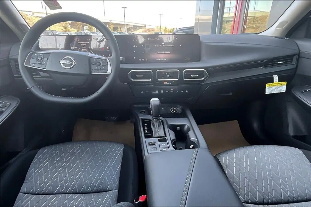 Nissan Sentra снимка Nissan Sentra