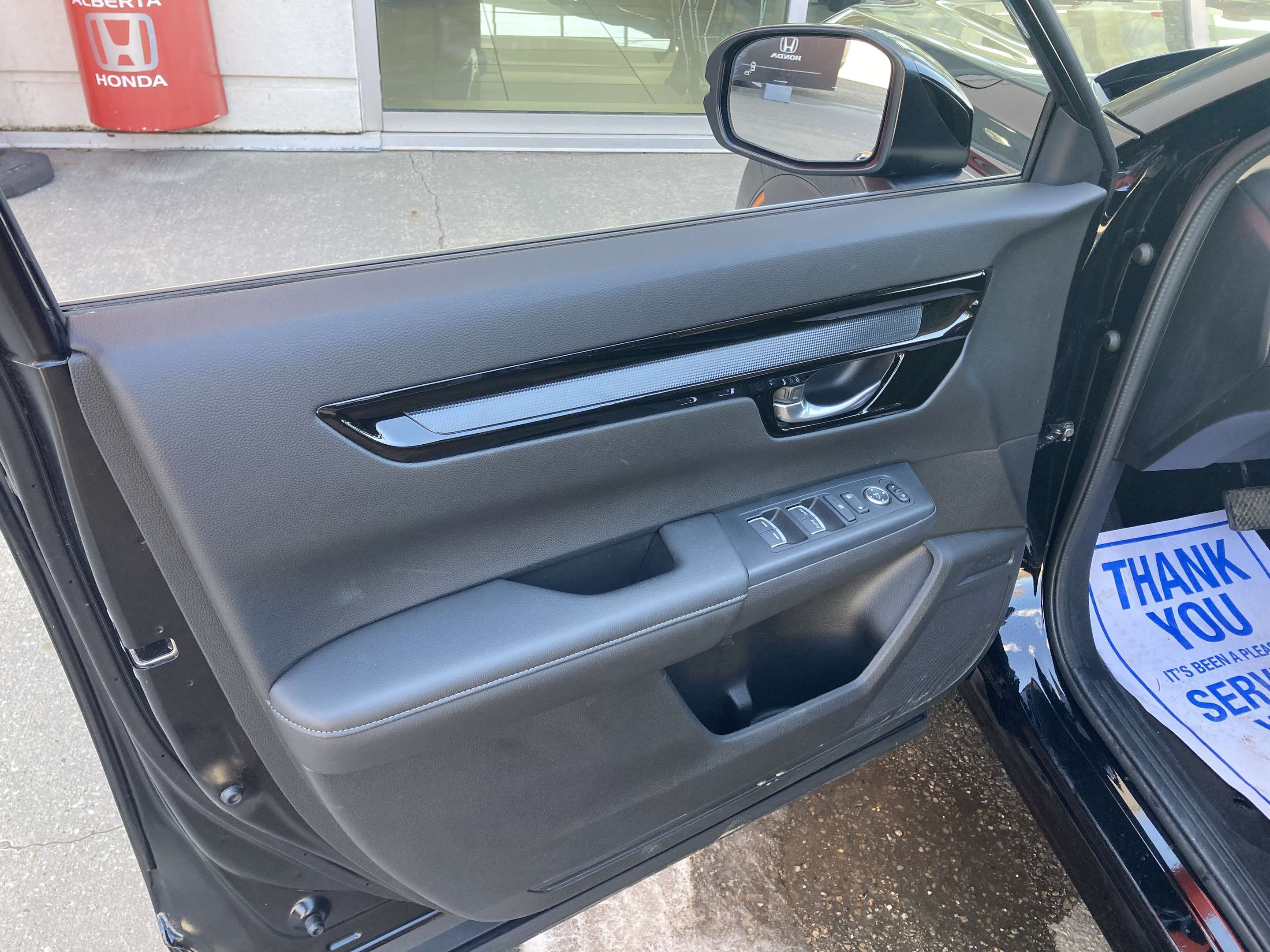 used 2025 Honda CR-V car, priced at $40,900
