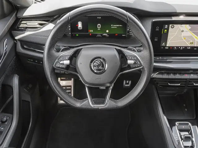 Skoda Octavia view 11