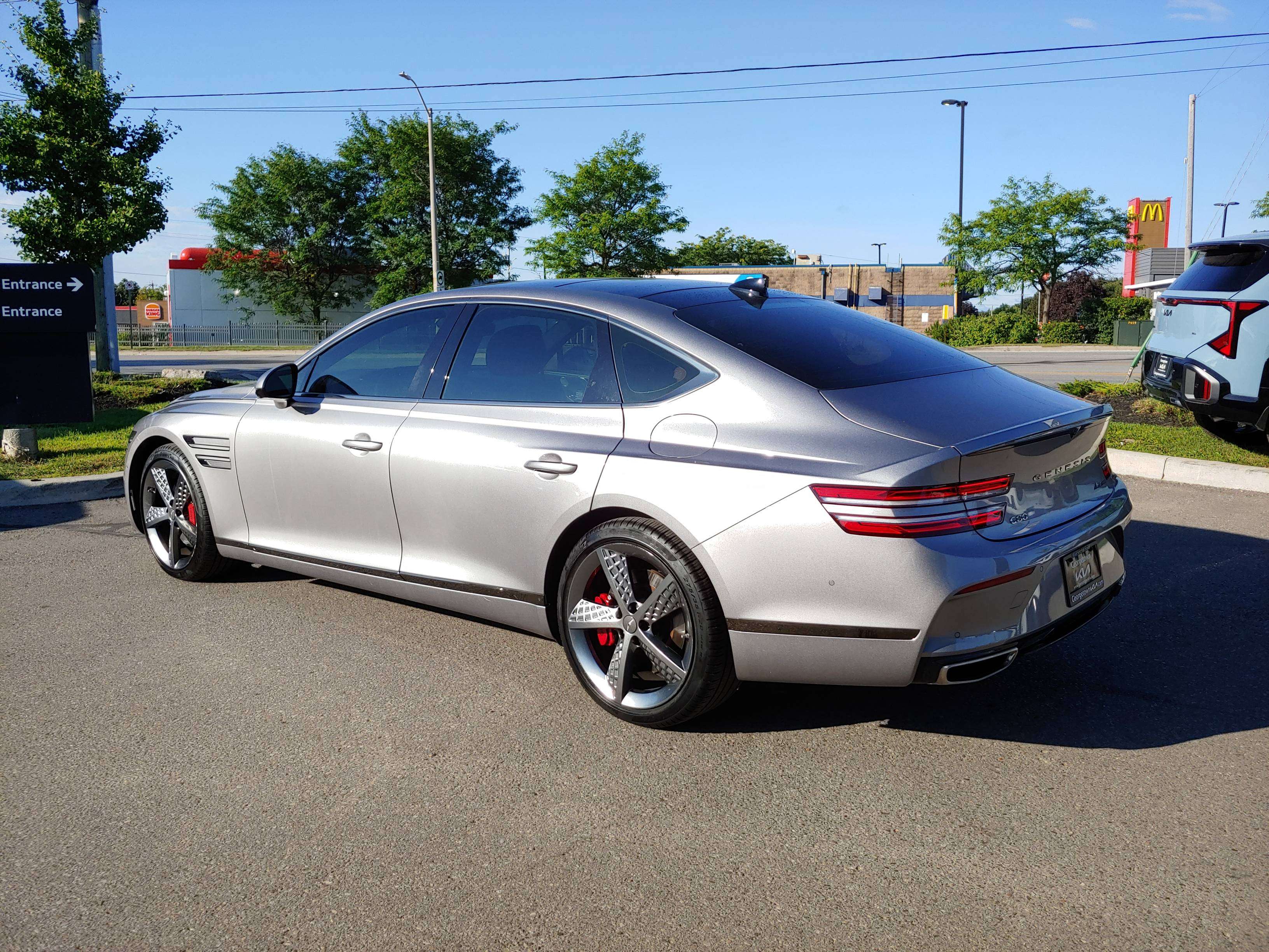 2023 Genesis G80
