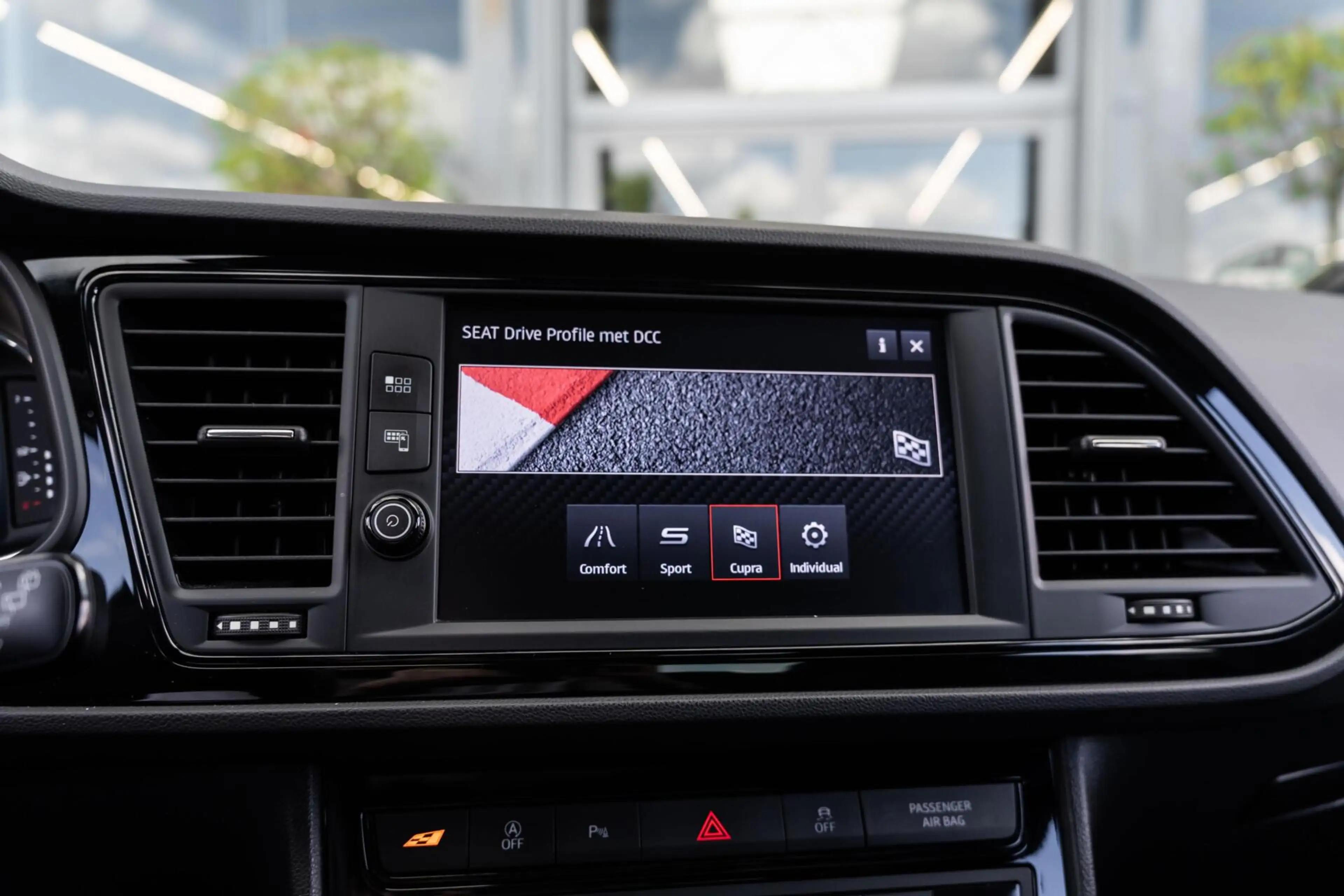SEAT Leon 2.0 TSI CUPRA Ultimate Edition Pano Beats Carbon — photo 48