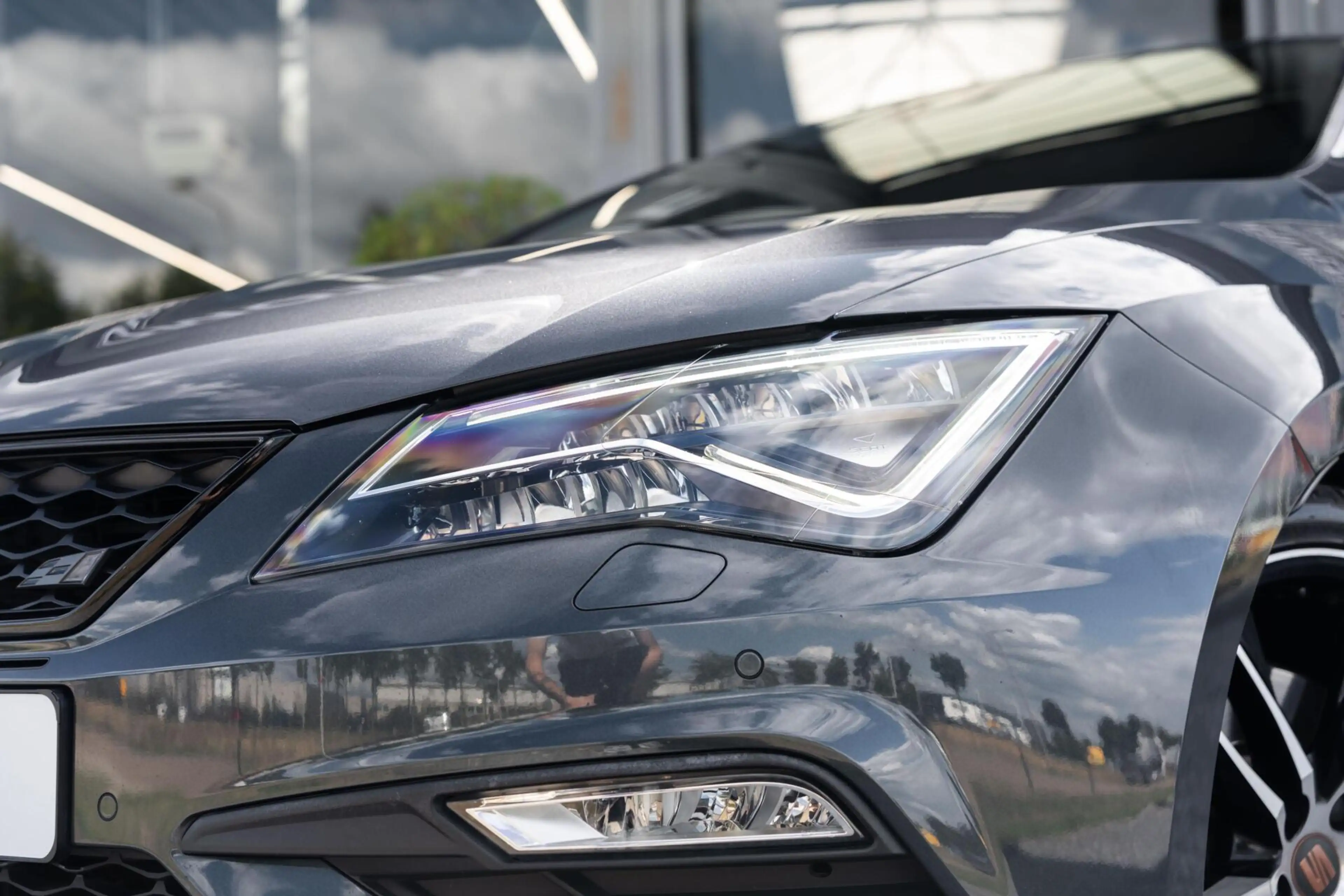 SEAT Leon 2.0 TSI CUPRA Ultimate Edition Pano Beats Carbon — photo 8