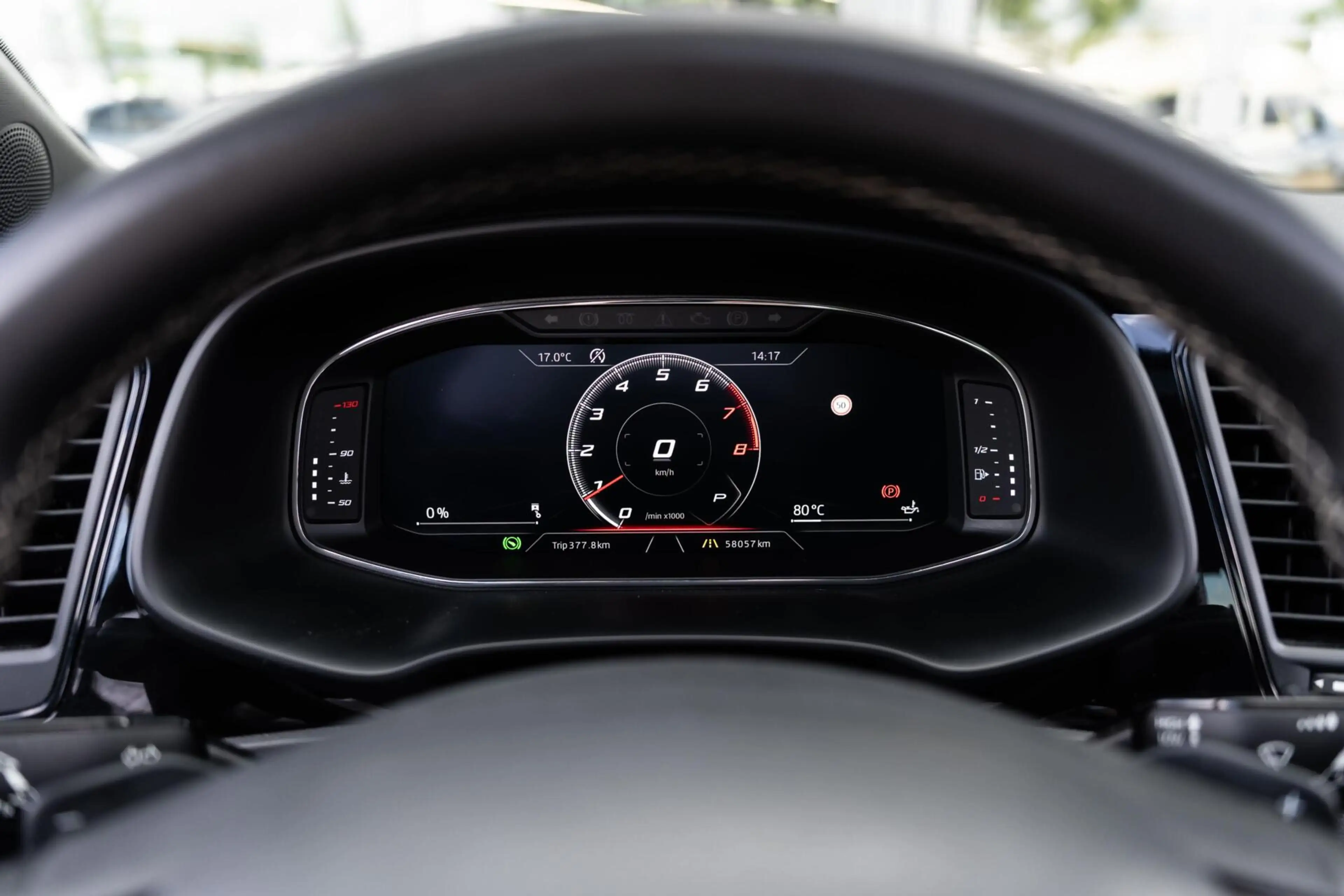 SEAT Leon 2.0 TSI CUPRA Ultimate Edition Pano Beats Carbon — photo 32