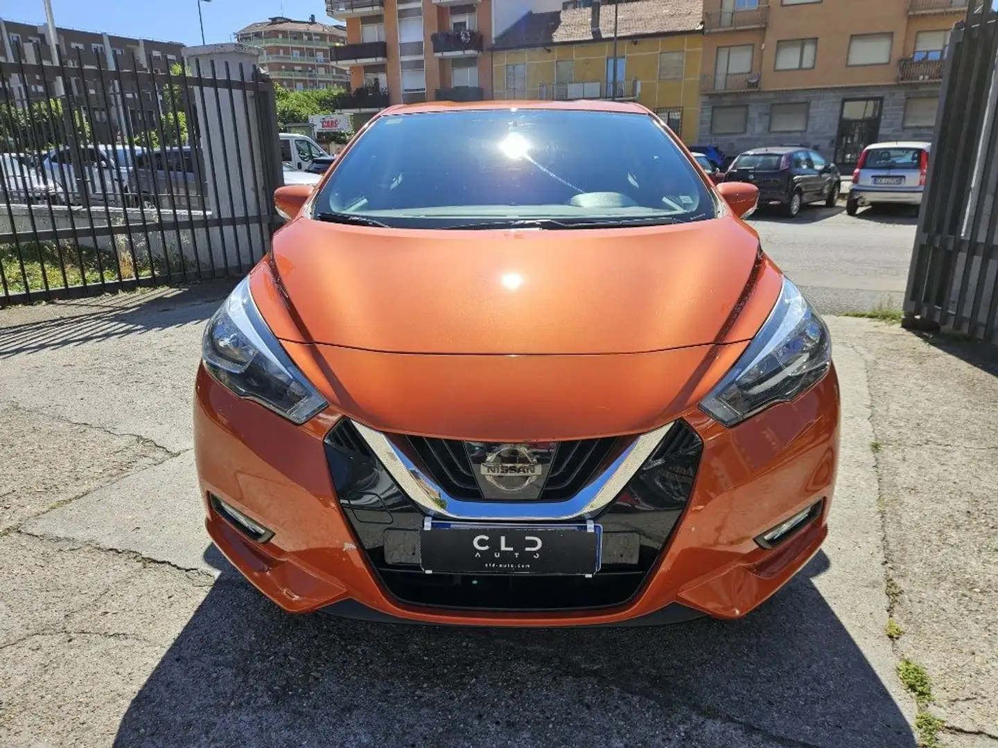 Nissan Micra IG-T 100 5 porte Arancione - 2