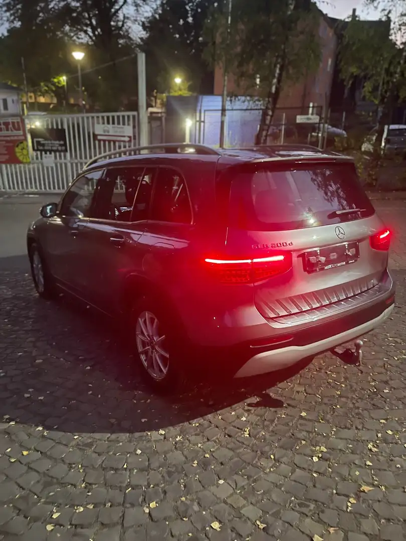 Mercedes-Benz GLC 43 AMG 1 Hand. GLB 200d Automatik Super Top Zustand Grau - 2