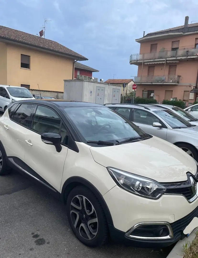 Renault Captur Captur I 2013 1.2 tce energy R-Link 120cv edc Bianco - 1