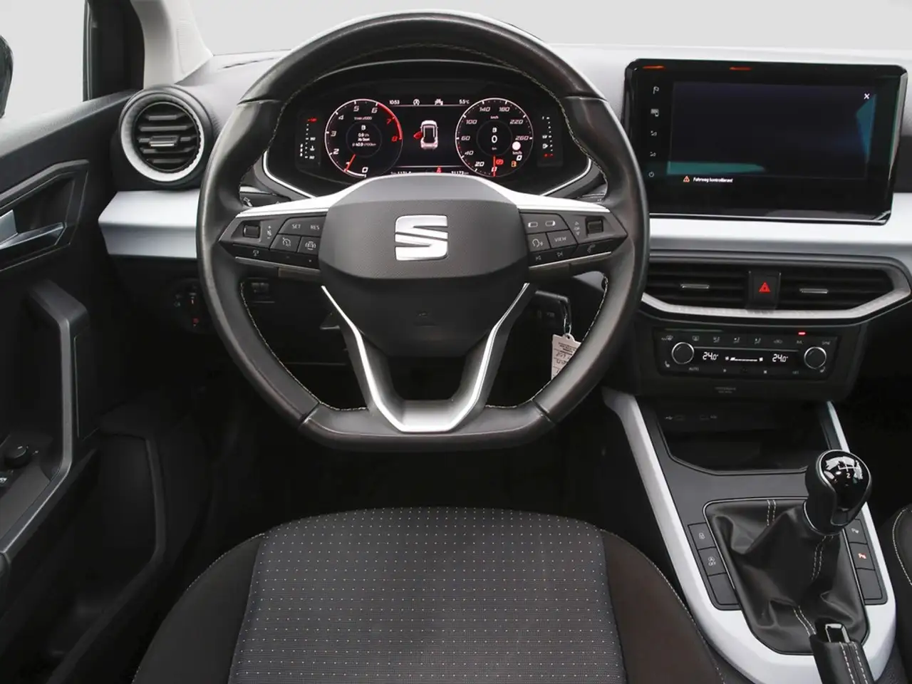 SEAT Arona 1.0 TSI Style Navi/RFK/LED 12