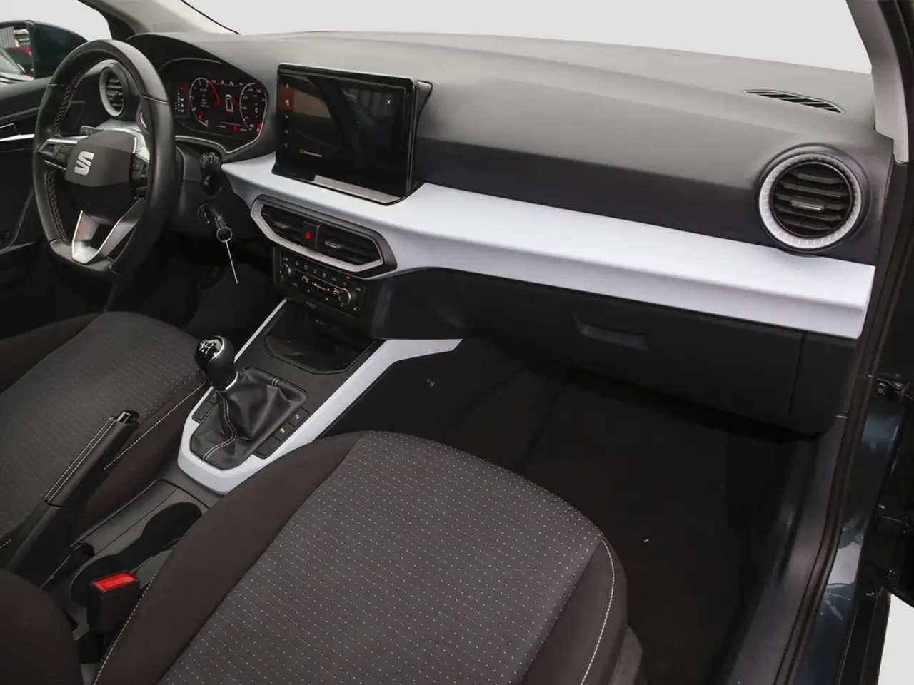 SEAT Arona 1.0 TSI Style Navi/RFK/LED 8