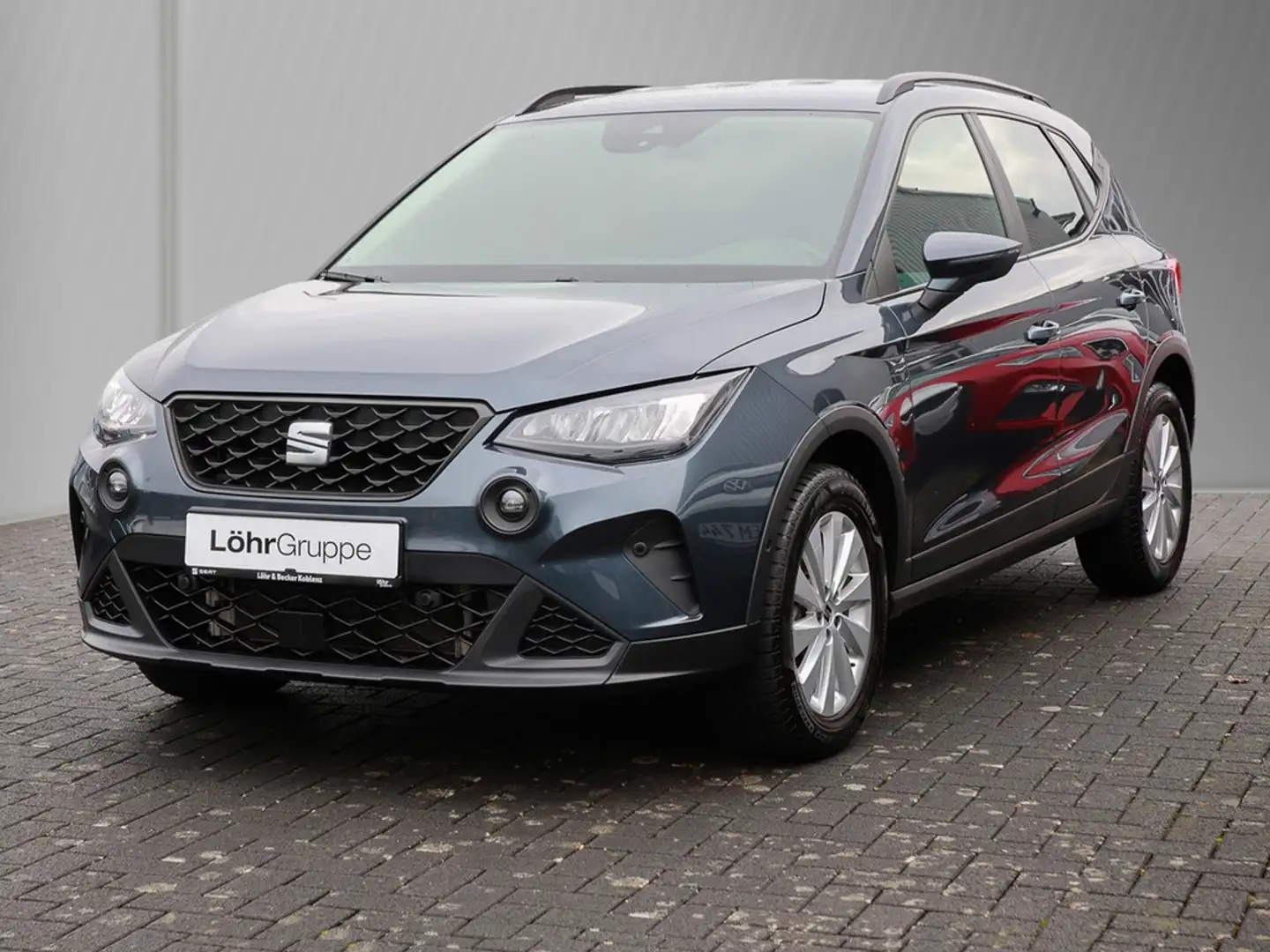 SEAT Arona 1.0 TSI Style Navi/RFK/LED Grau - 2