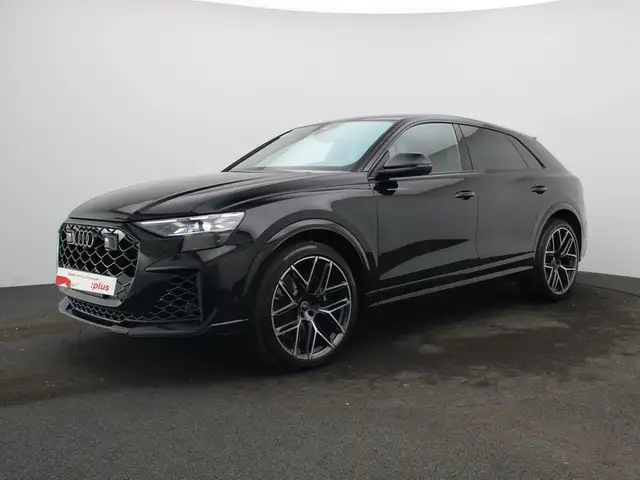 Audi RSQ8 view 2