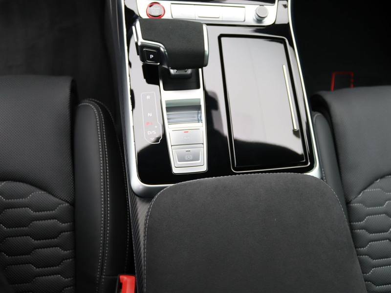 Audi RS Q8 TFSI quattro / Standh, Pano, Laser, AHK — photo 15