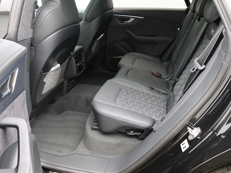 Audi RS Q8 TFSI quattro / Standh, Pano, Laser, AHK — photo 9