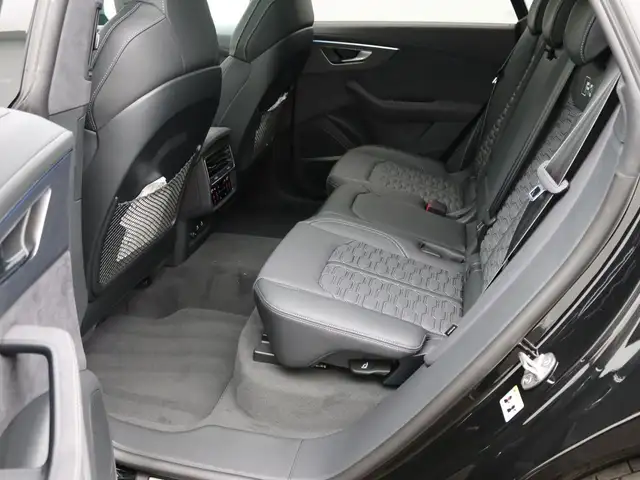 Audi RSQ8 view 10