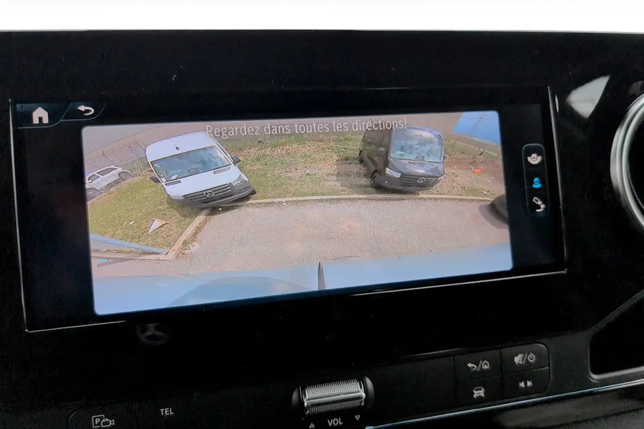Mercedes-Benz Sprinter снимка Mercedes-Benz Sprinter
