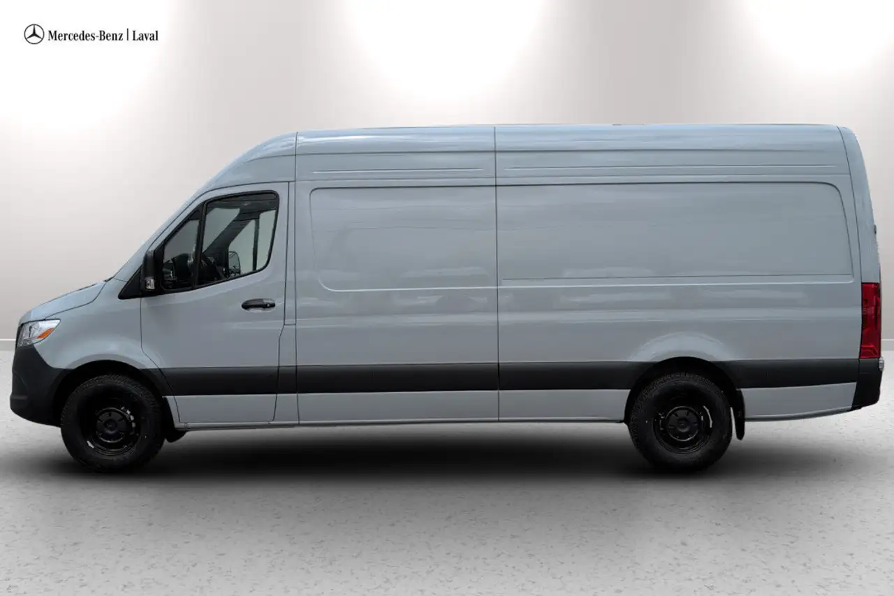Mercedes-Benz Sprinter снимка Mercedes-Benz Sprinter