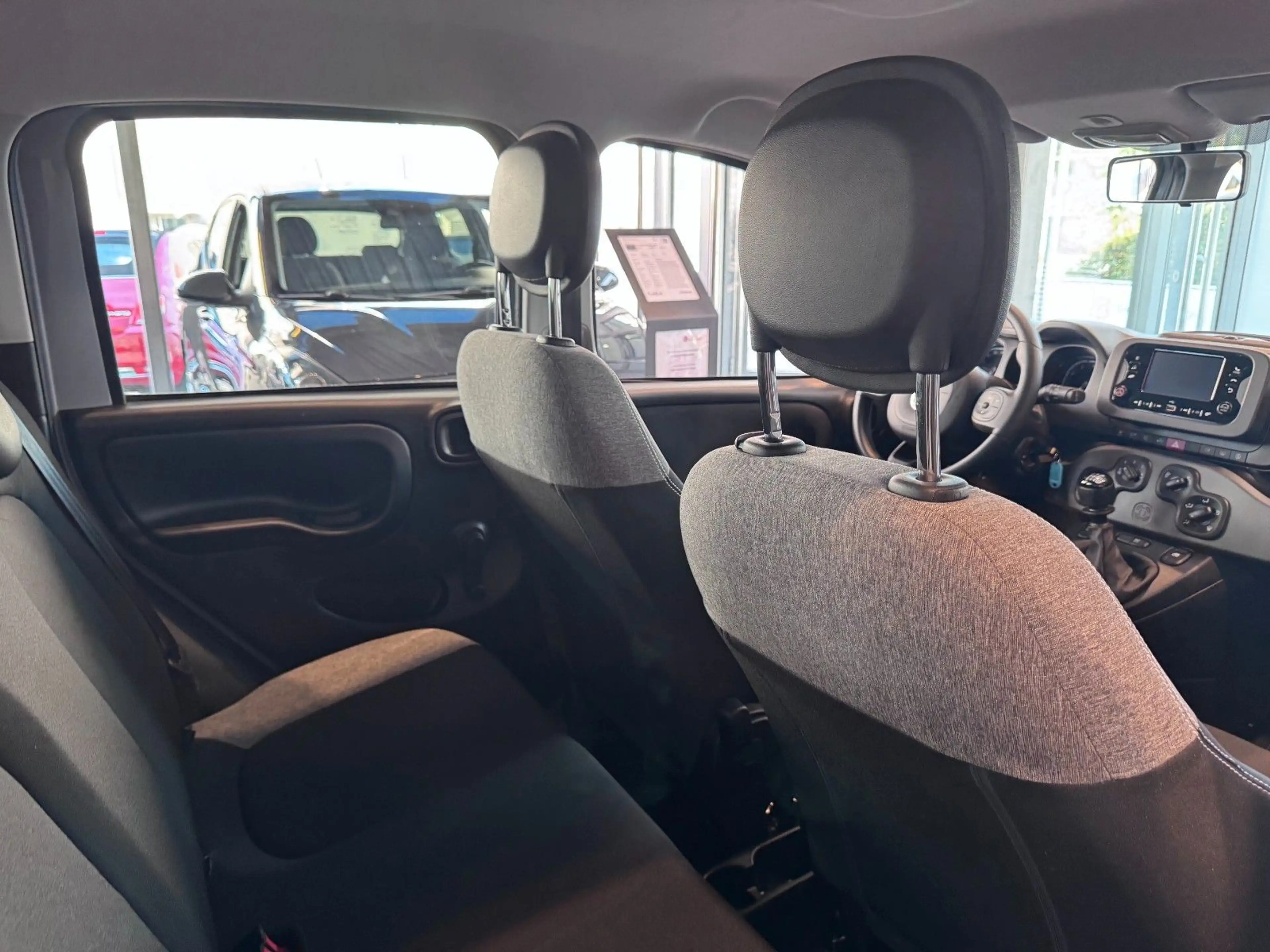 Fiat Panda Base — photo 12