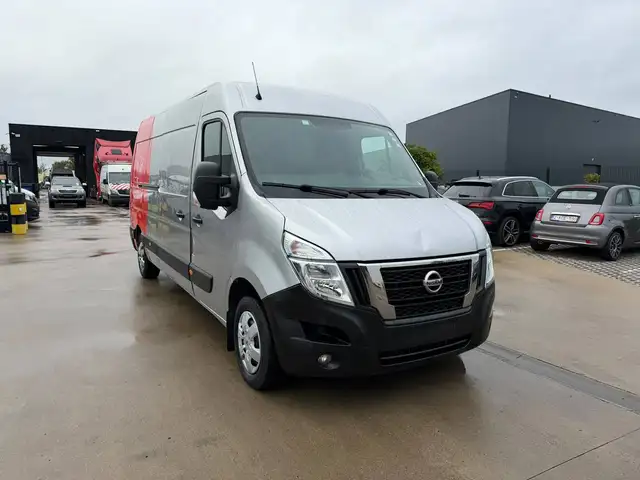 Nissan Interstar (Stock ID 40401)