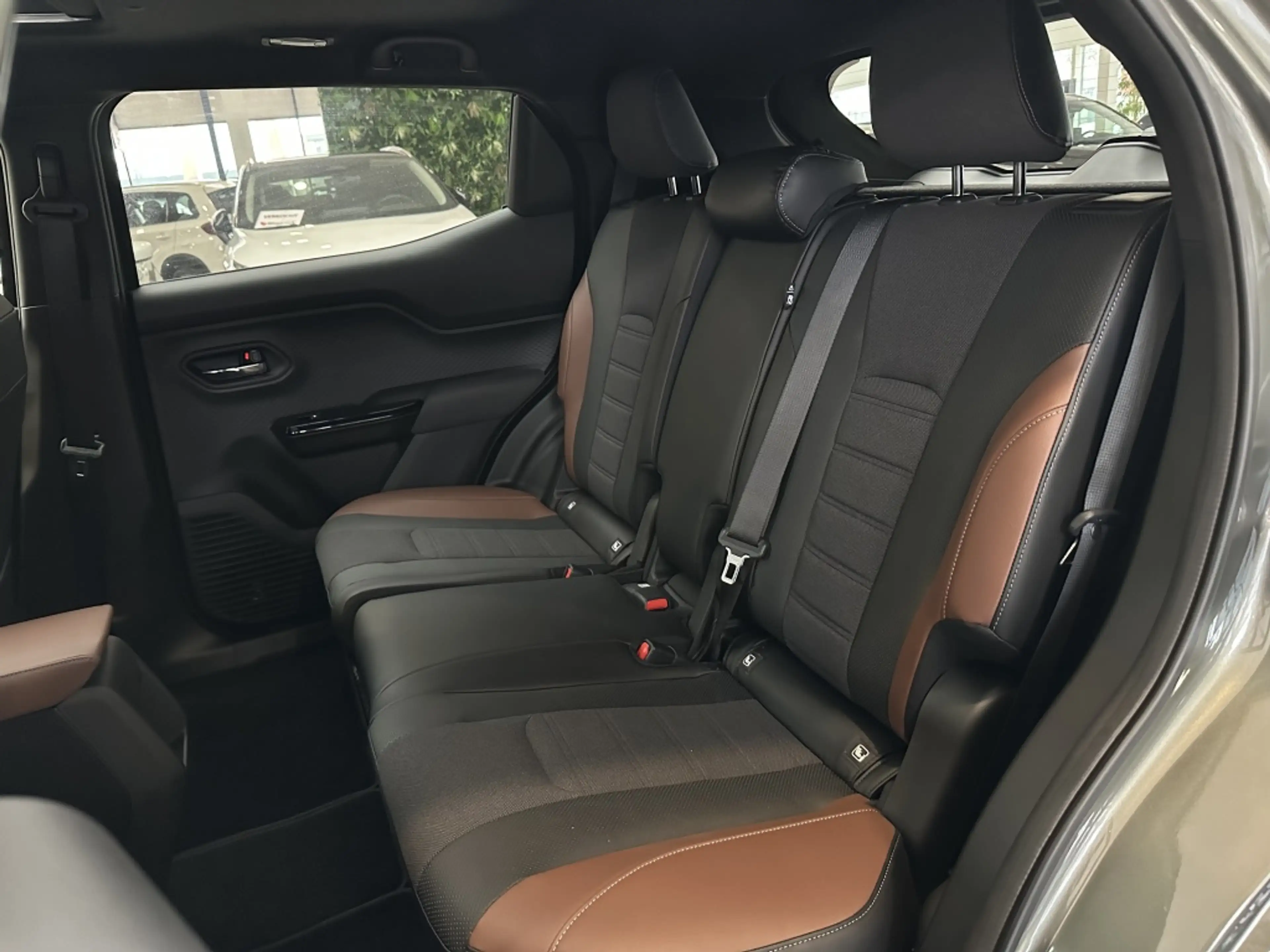 Suzuki Vitara E-VITARA Style 61 kWh [ NU BIJ ONS IN DE SHOWROOM — photo 6