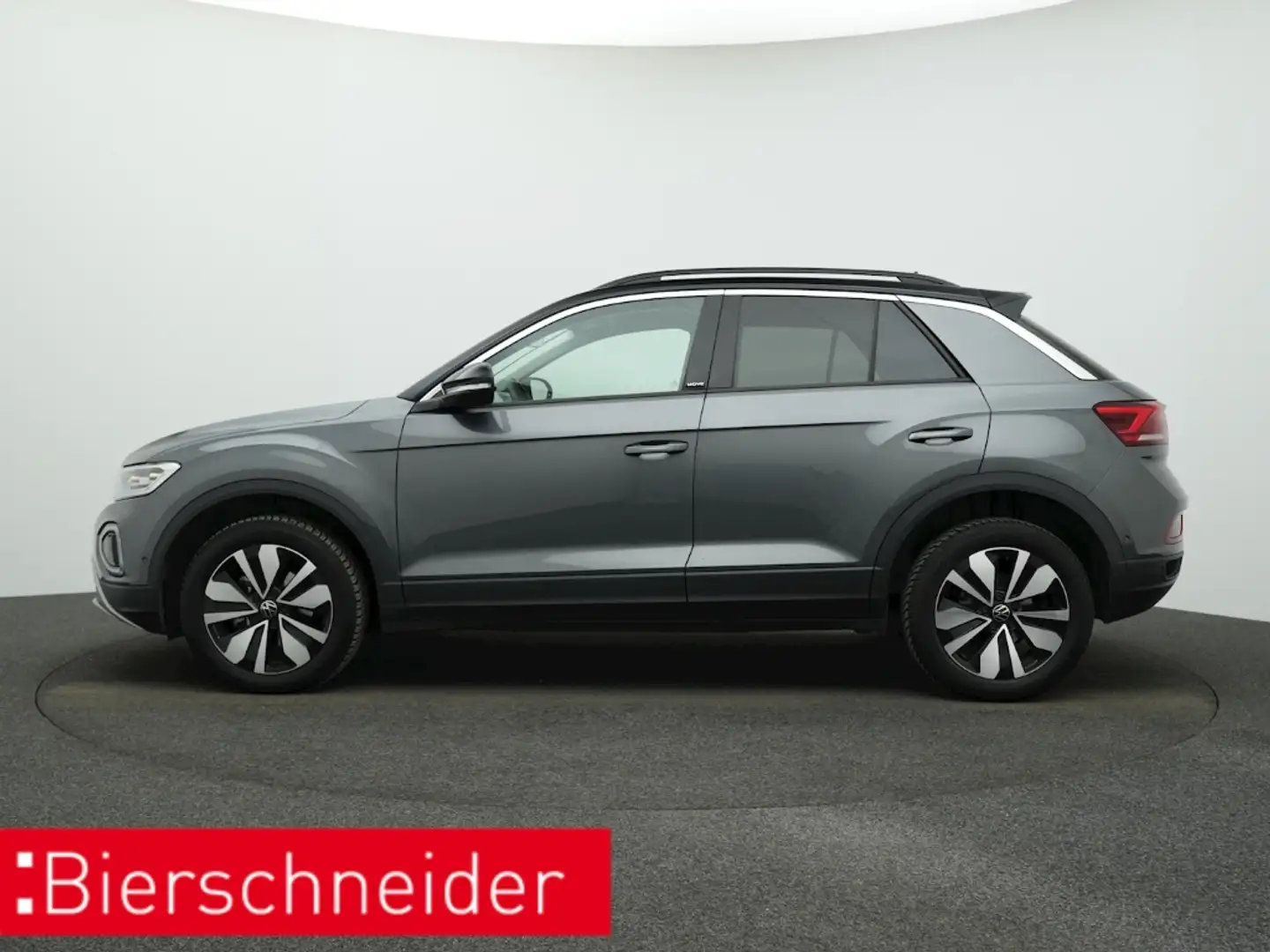 Volkswagen T-Roc 1.5 TSI DSG Move LED NAVI AHK 17 KAMERA Zwart - 2