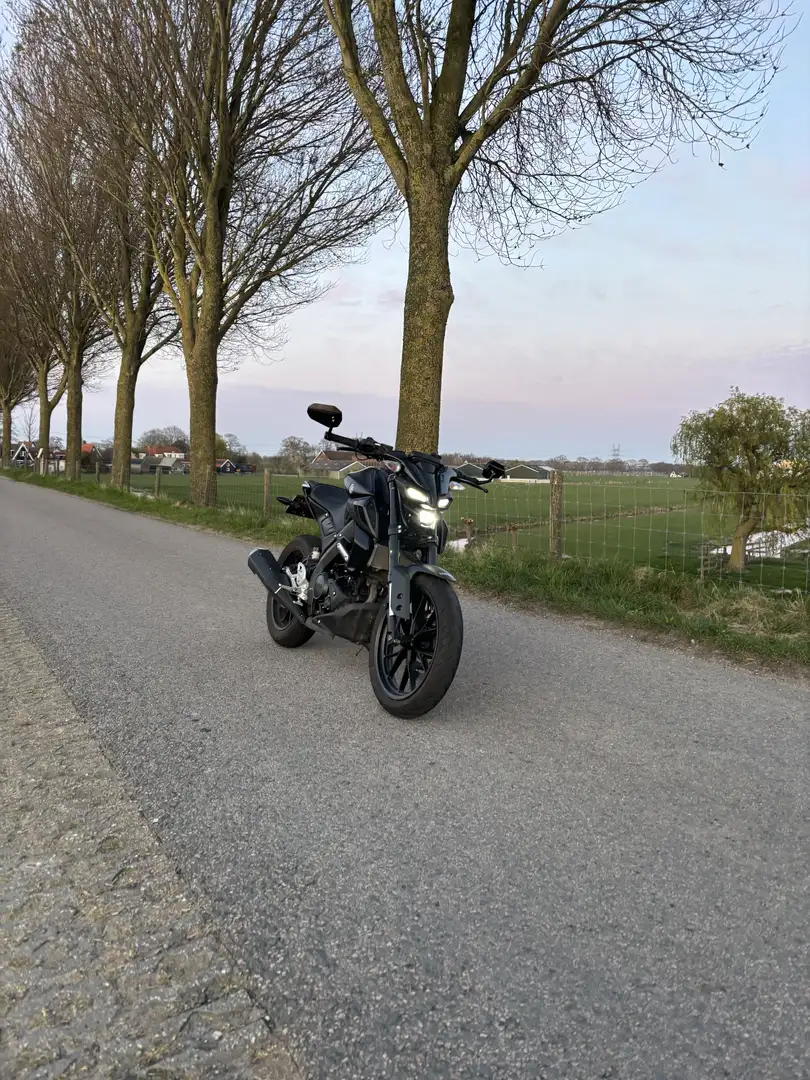 Yamaha MT-125 Zwart - 1