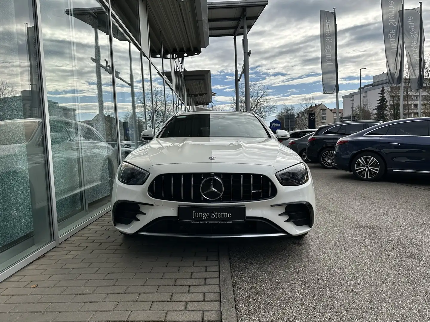 Mercedes-Benz E 53 AMG Mercedes-AMG E 53 4M+ T-Modell DISTRONIC*DACH* Weiß - 2