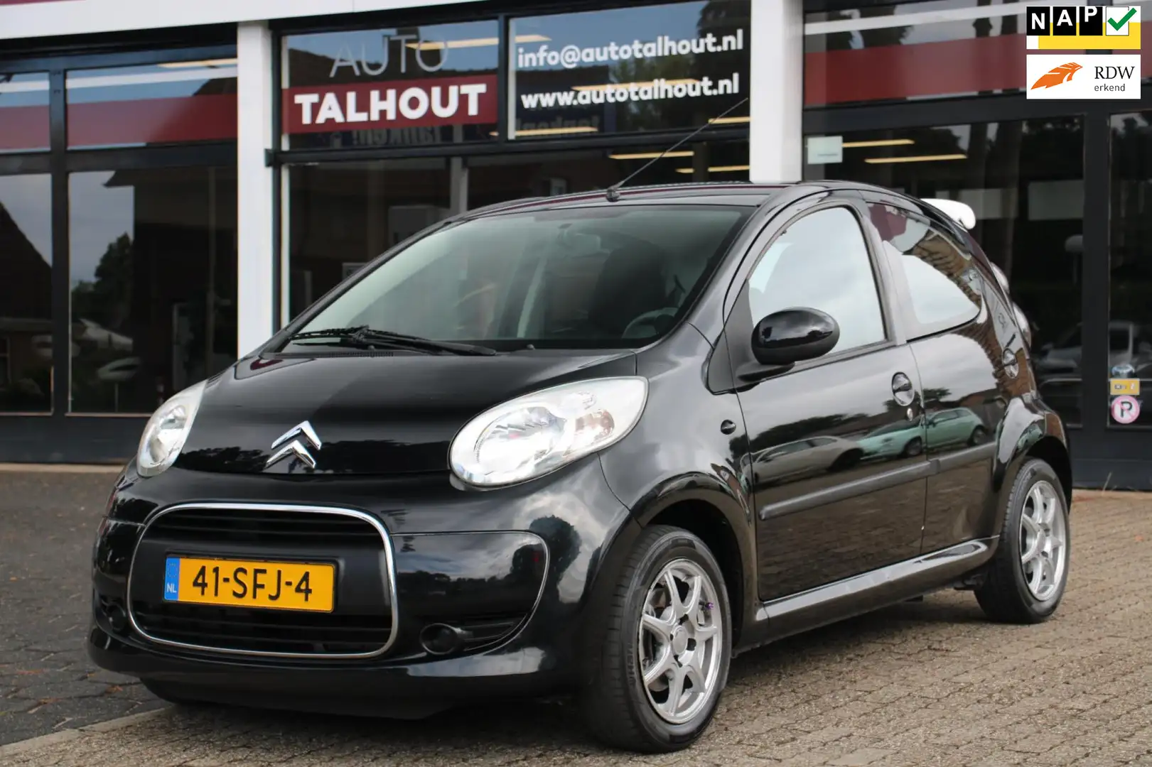 Citroen C1 1.0-12V Selection - AIRCO, 5 DEURS, TOERENTELLER, Zwart - 1