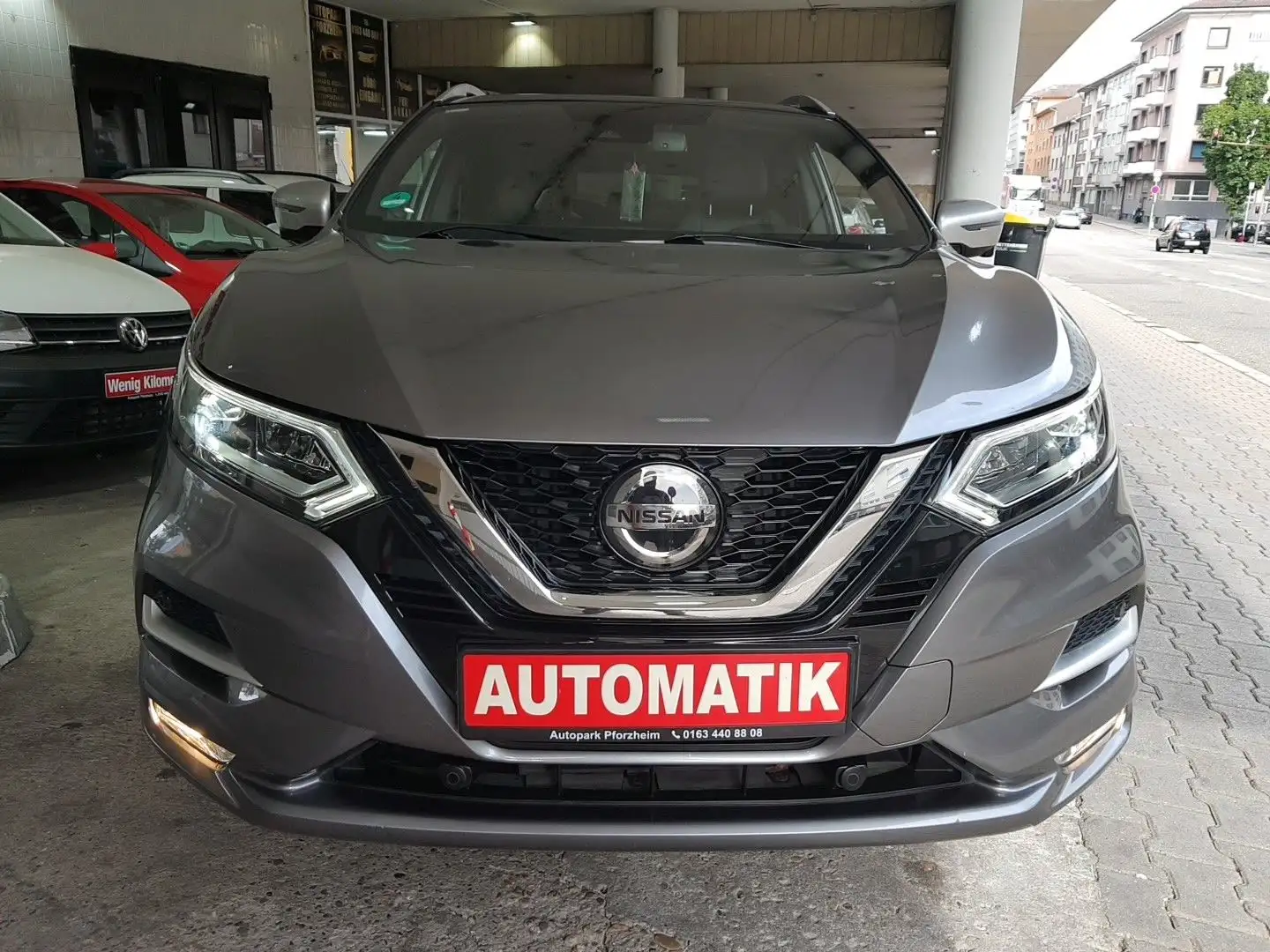 Nissan Qashqai Tekna/Pano.Glas/Automatik/Navi/Garantie/ Grau - 2