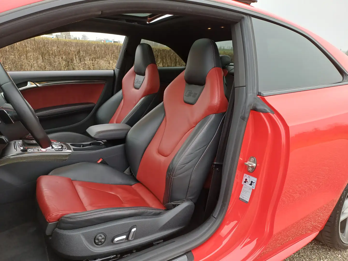 Audi A5 Coupé 3.0 TFSI S5 quattro Pro Line /Pano/Leder/B&O Rood - 2