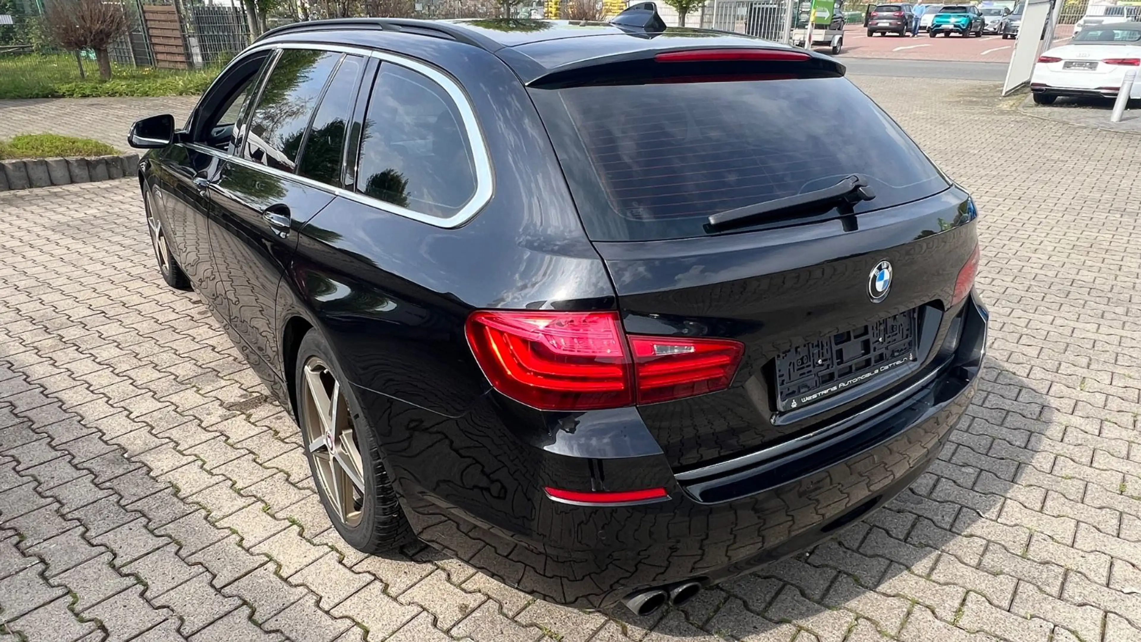 BMW 520 d Touring 520 d — photo 6