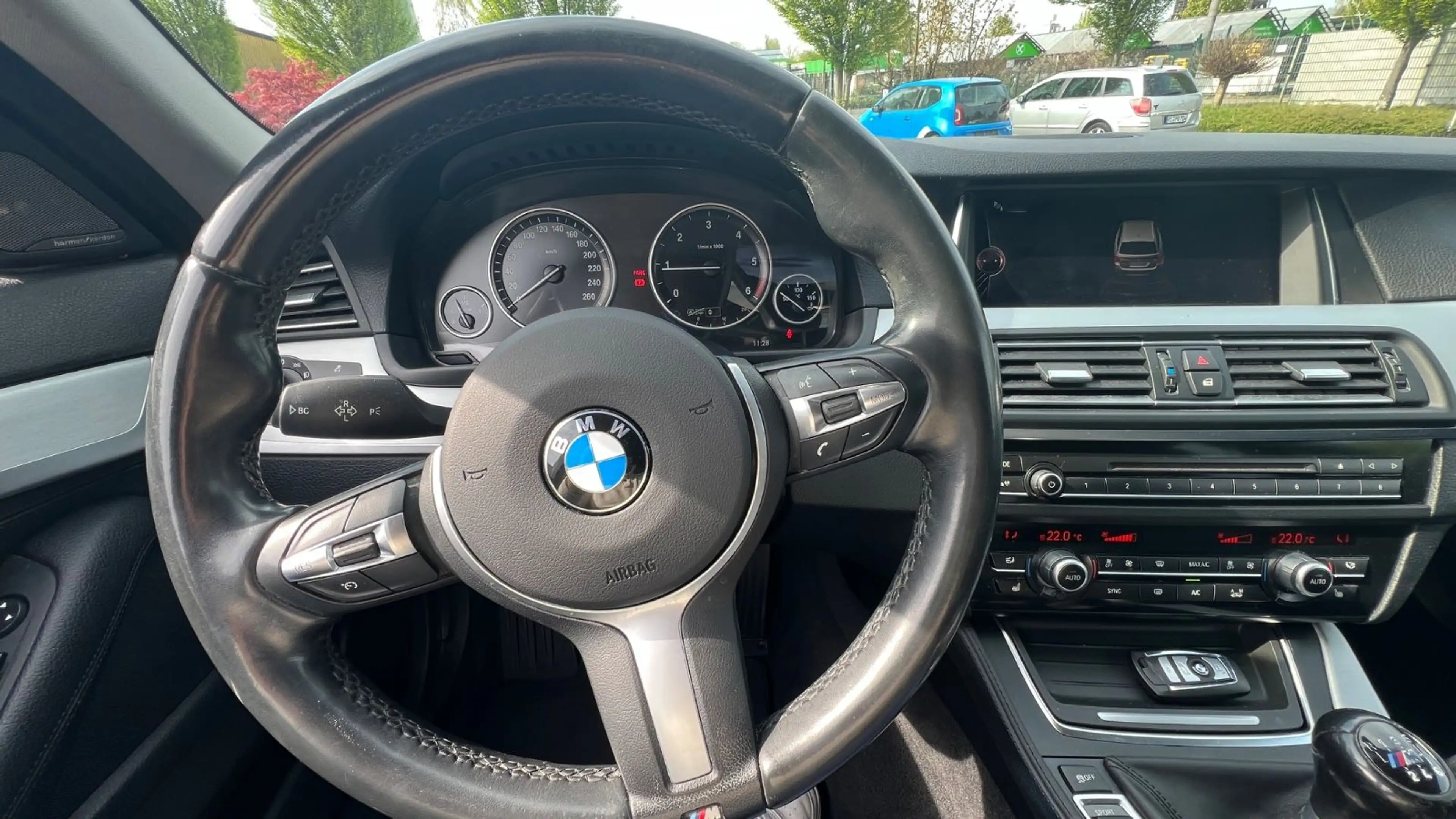 BMW 520 d Touring 520 d — photo 11