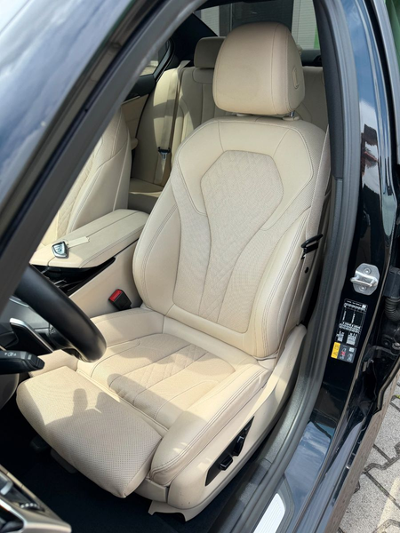 BMW 530 e Limousine*M Sport*LED*Harman/kardon*20"Alu — photo 13
