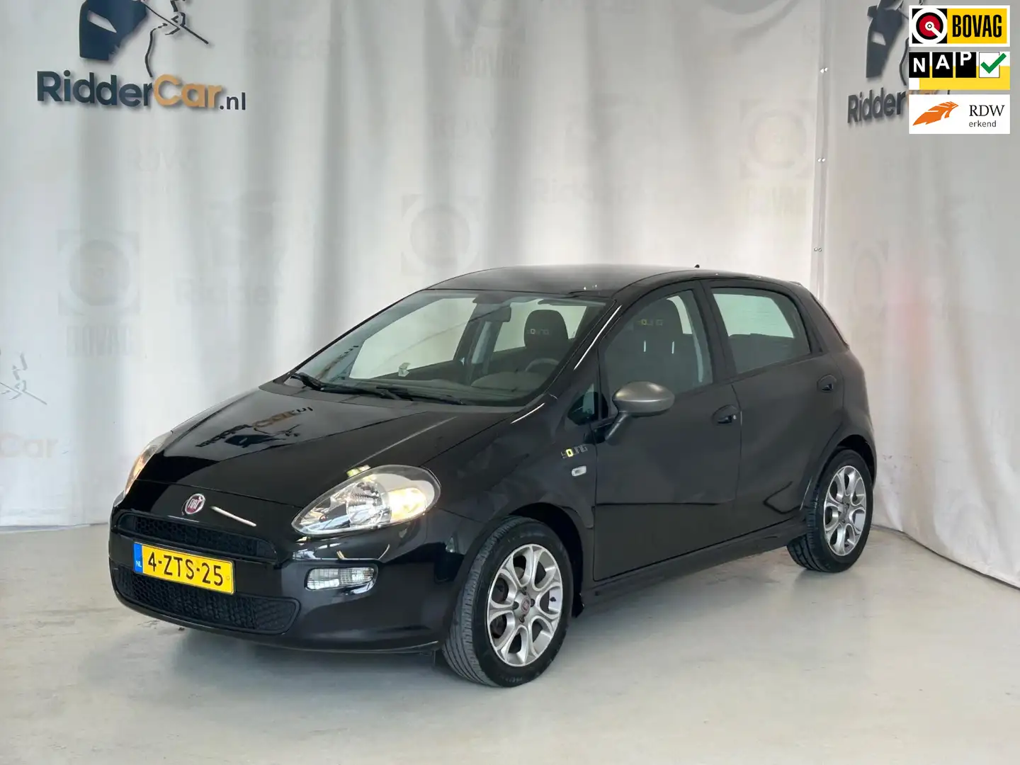 Fiat Punto Evo 0.9 TwinAir Young|NAP|2E EIG|TREKHAAK|AIRCO|VELGEN Černá - 1