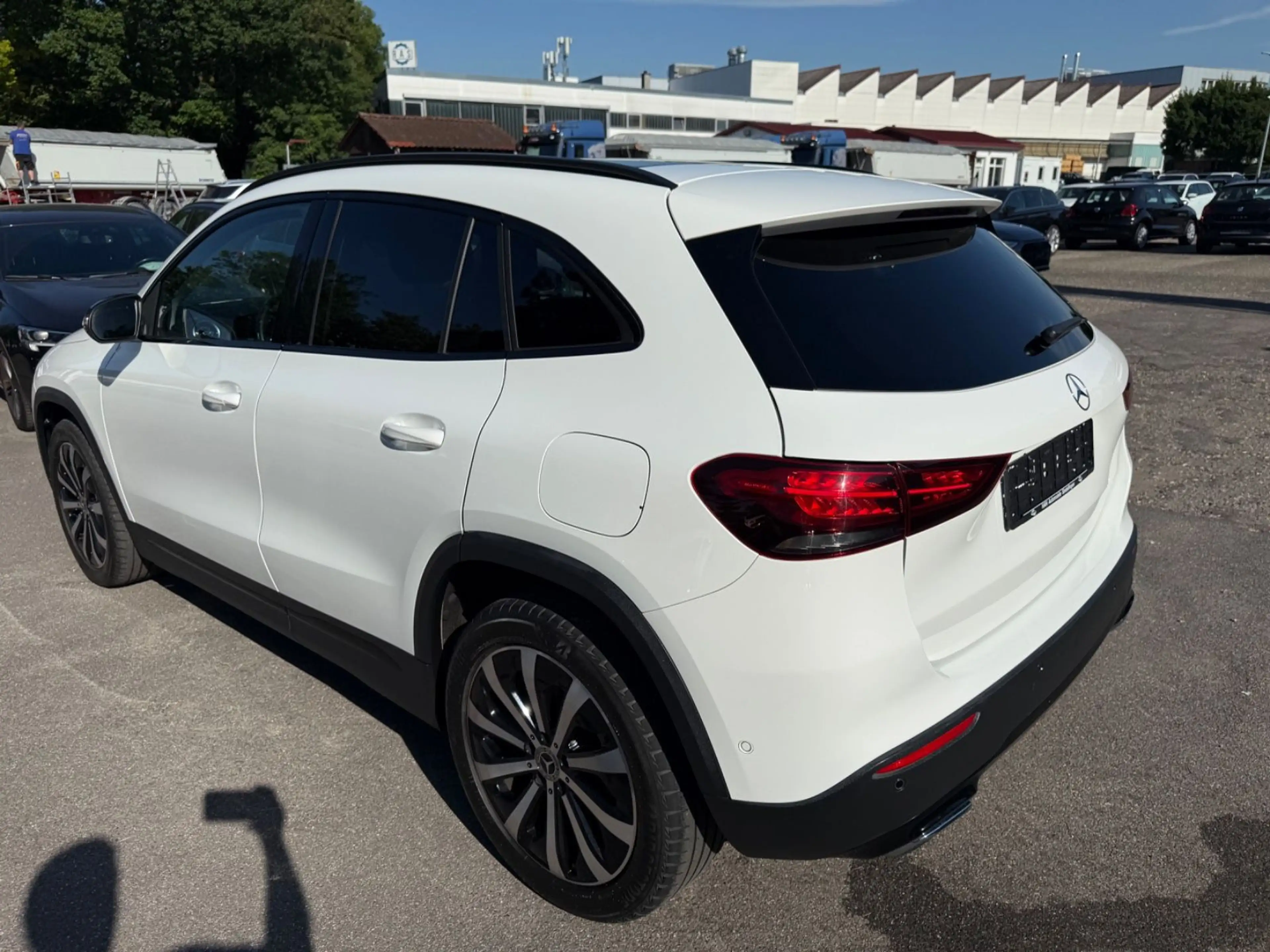 Mercedes-Benz GLA 250 *Panorama+Night-Paket+ Keyless Go+19-Zoll — photo 7
