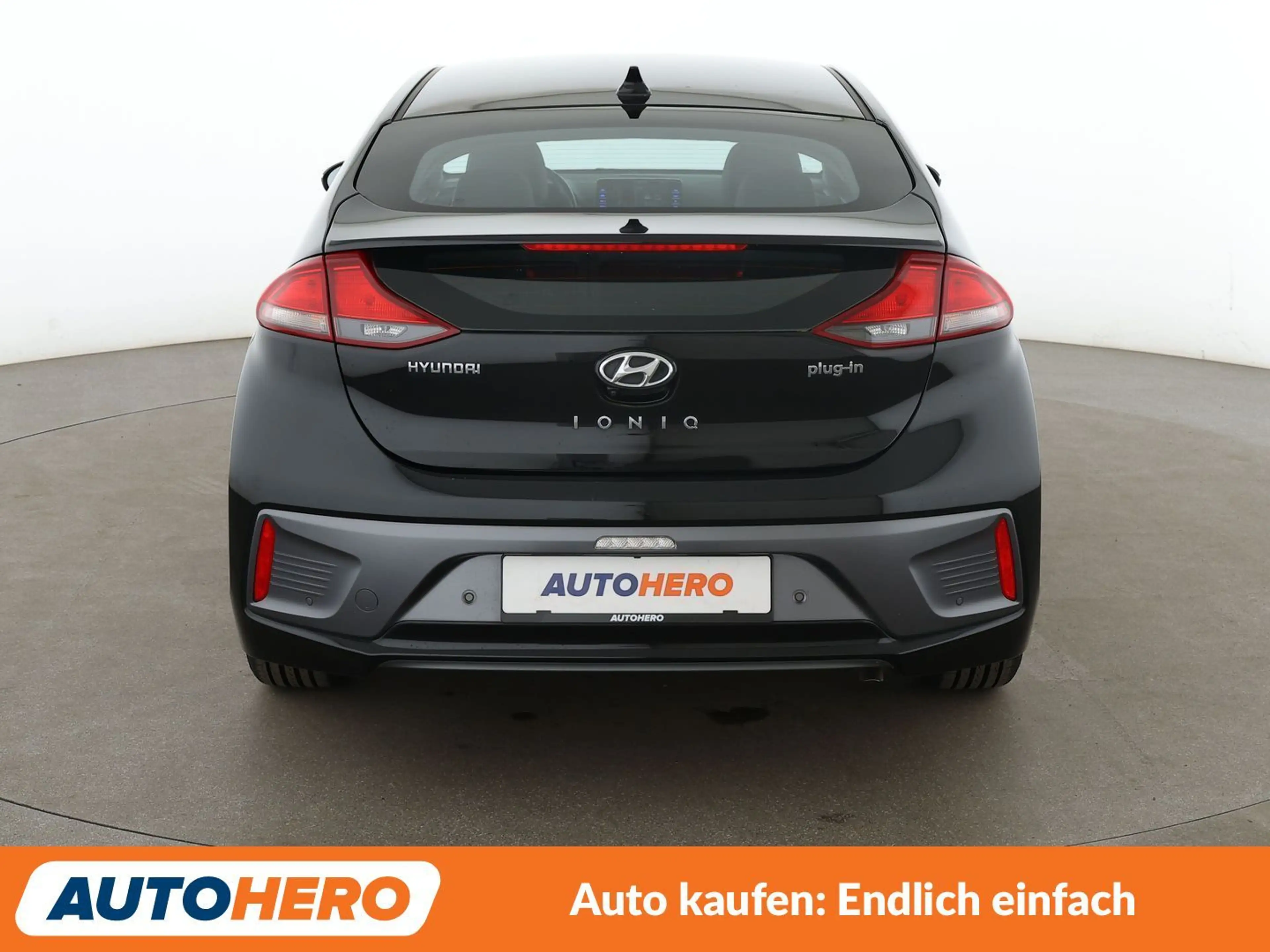 Hyundai IONIQ 1.6 Plug-in Hybrid Trend — photo 5