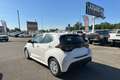 Toyota Yaris HYBRIDE 116 BVA DYNAMIC Blanc - thumbnail 2