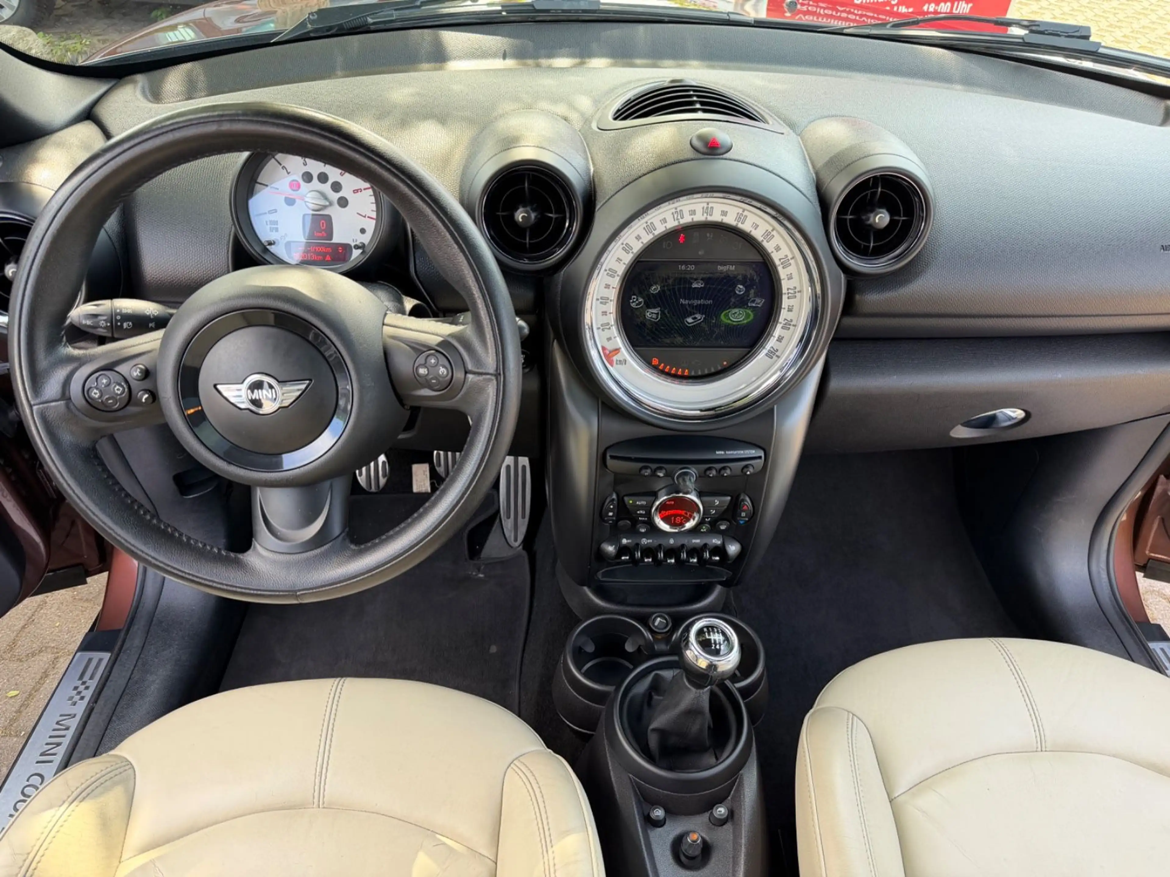 MINI Cooper SD Countryman — photo 9