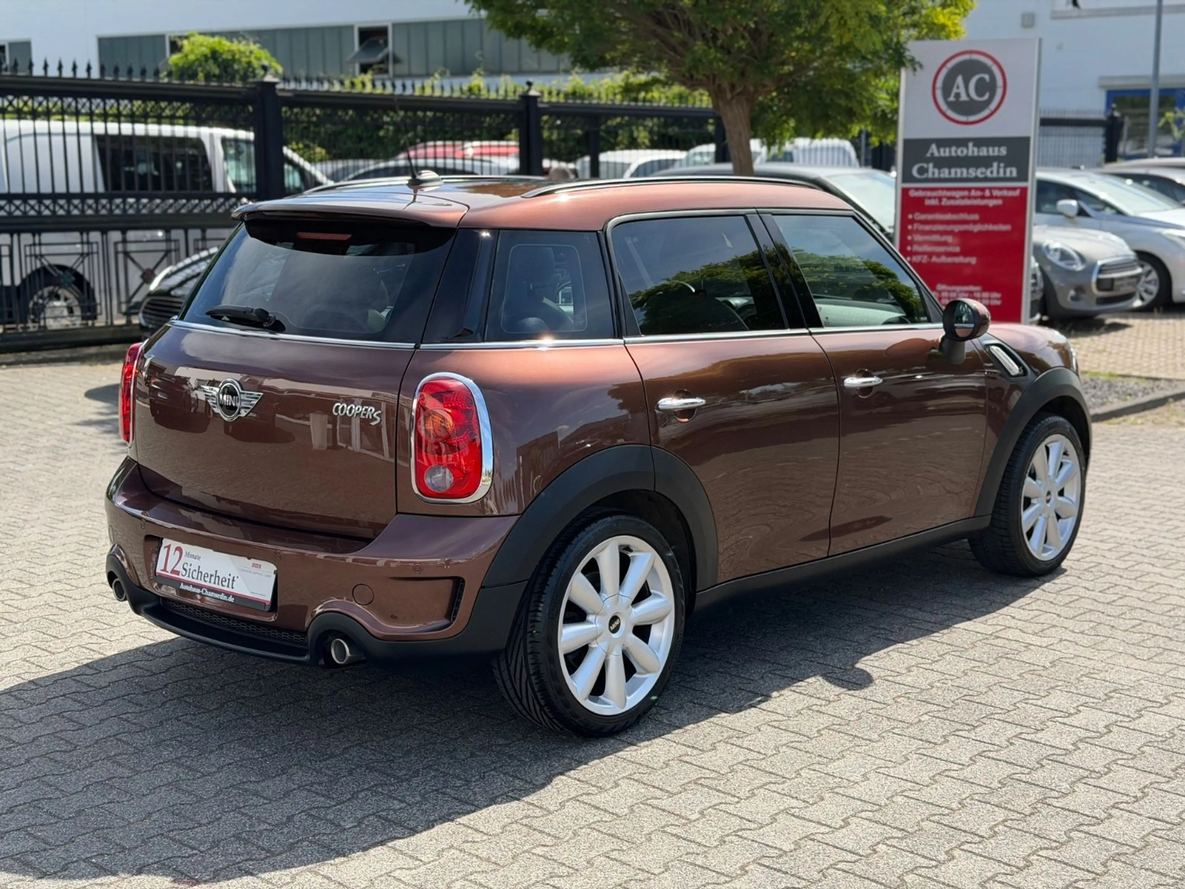 MINI Cooper SD Countryman — photo 6