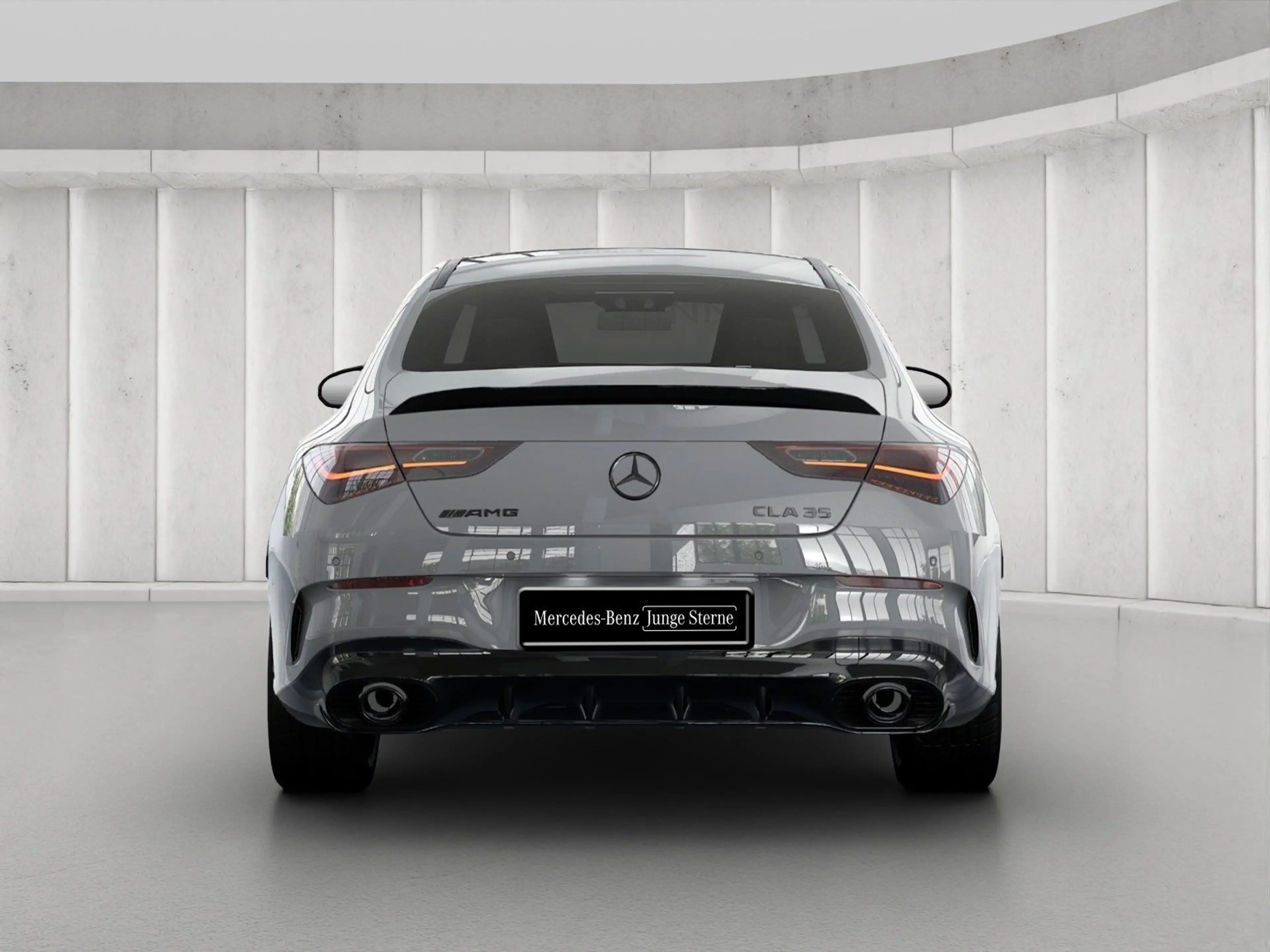 Mercedes-Benz CLA 35 AMG 4M Night AERO Pano Burm 360° DIS Memo — photo 3