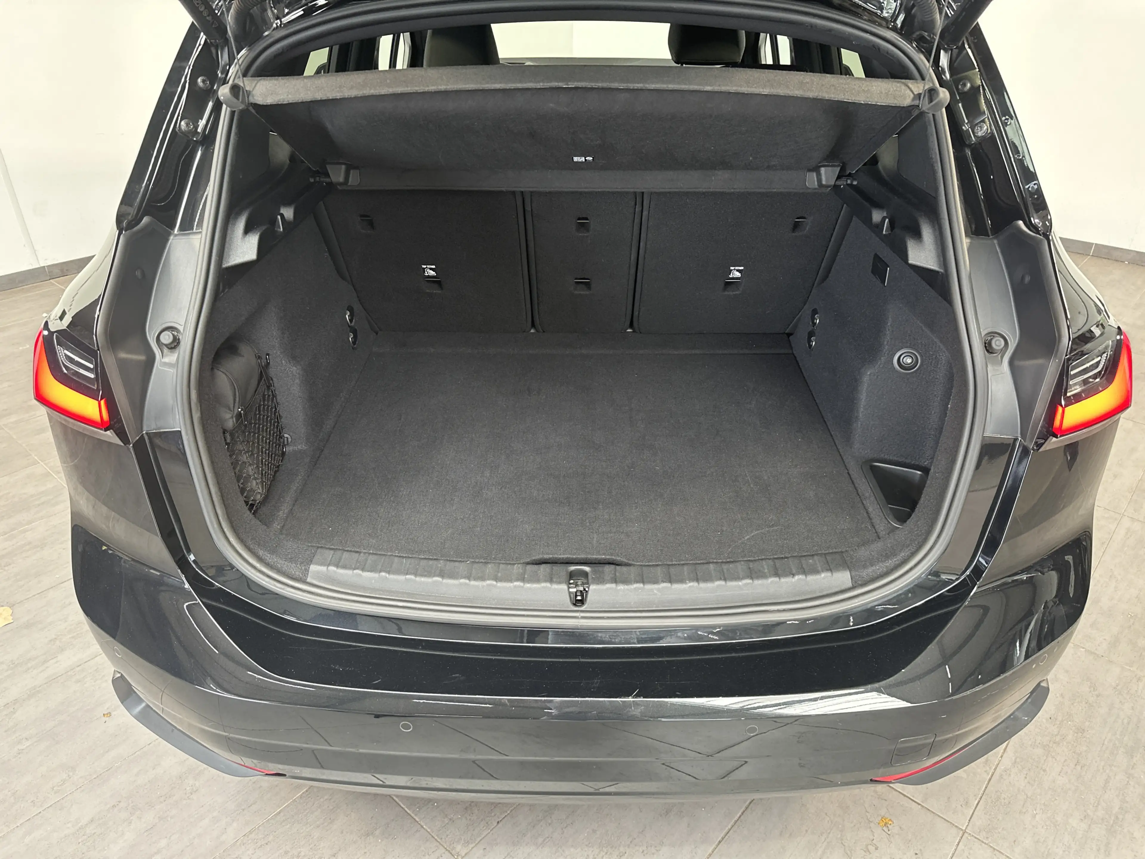 BMW 230 xDrive NAV+LED+AHK+360°+PANO — photo 6
