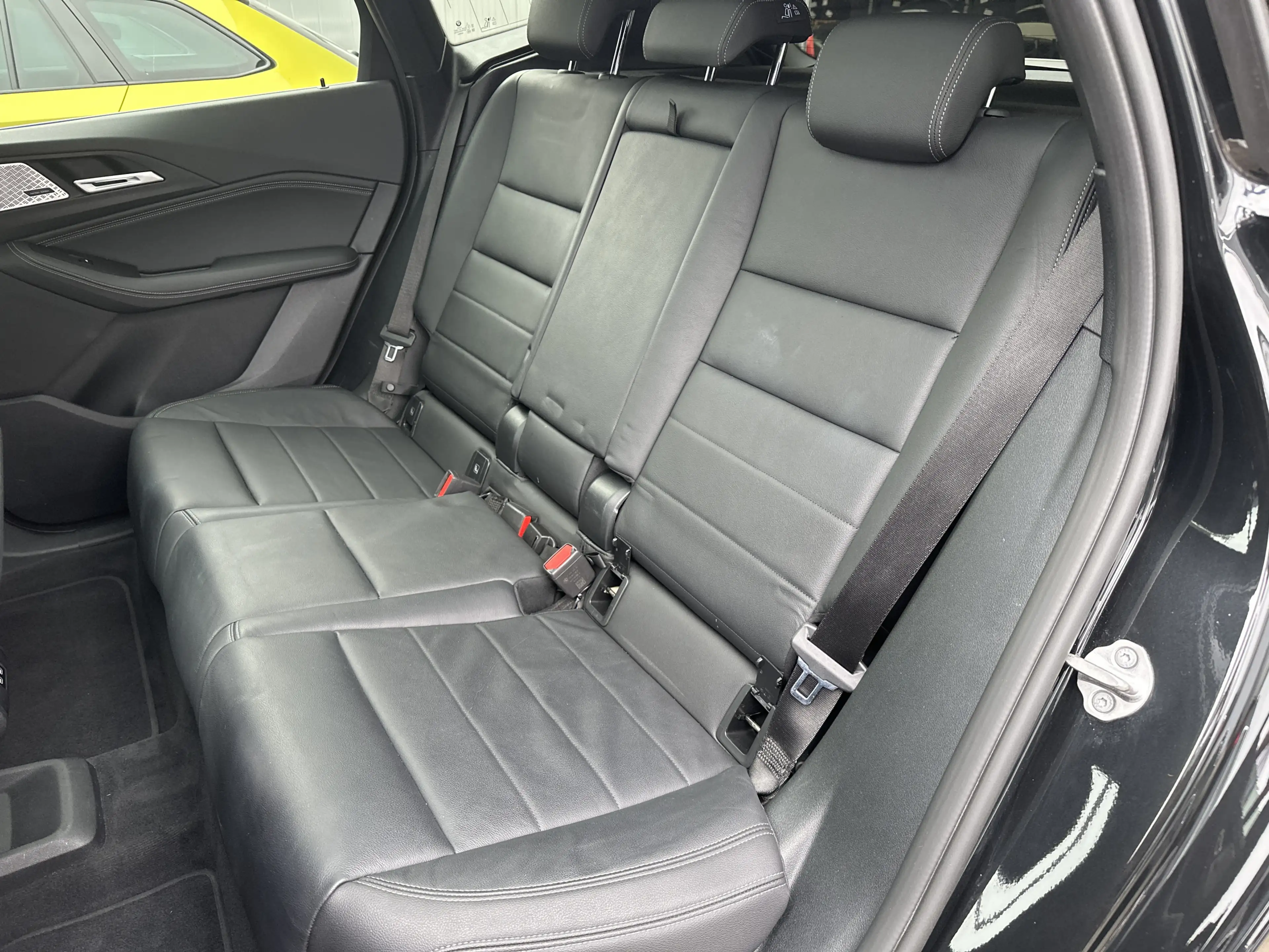 BMW 230 xDrive NAV+LED+AHK+360°+PANO — photo 13