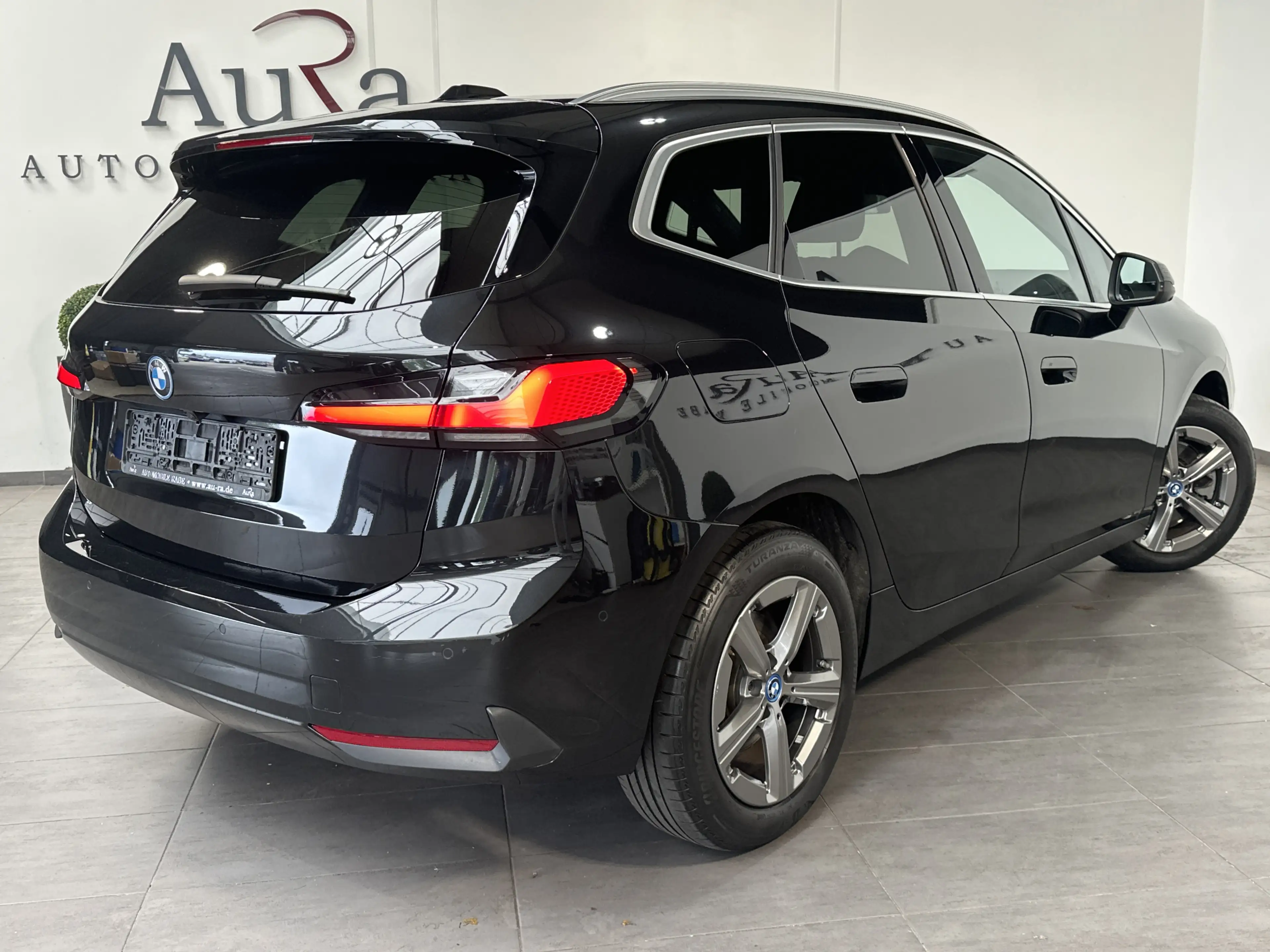 BMW 230 xDrive NAV+LED+AHK+360°+PANO — photo 4
