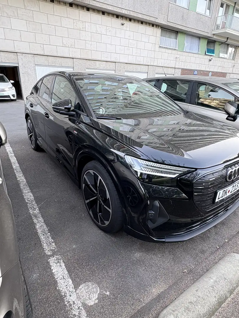 Audi Q4 e-tron - 2