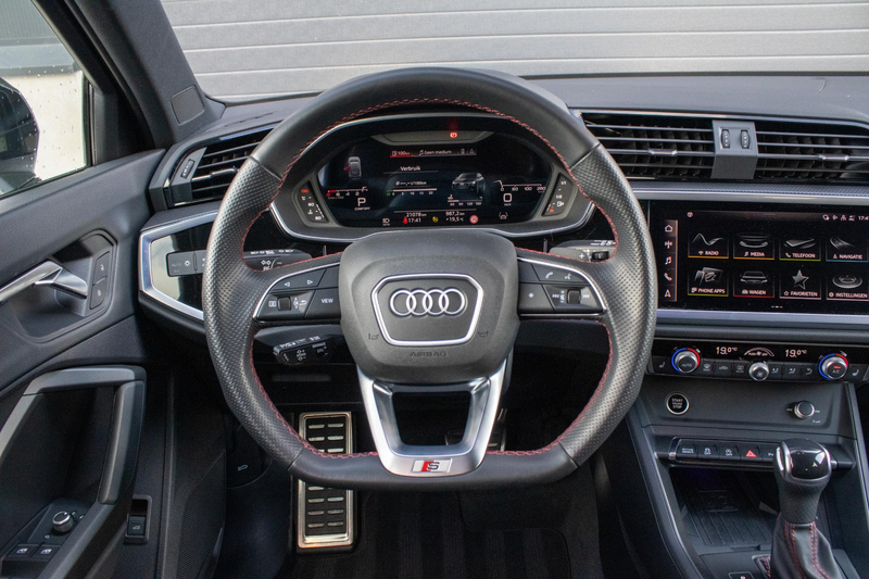 Audi Q3 Sportback 35 TFSI Sline 20 INCH CAMERA MATRIX KEYL — photo 14