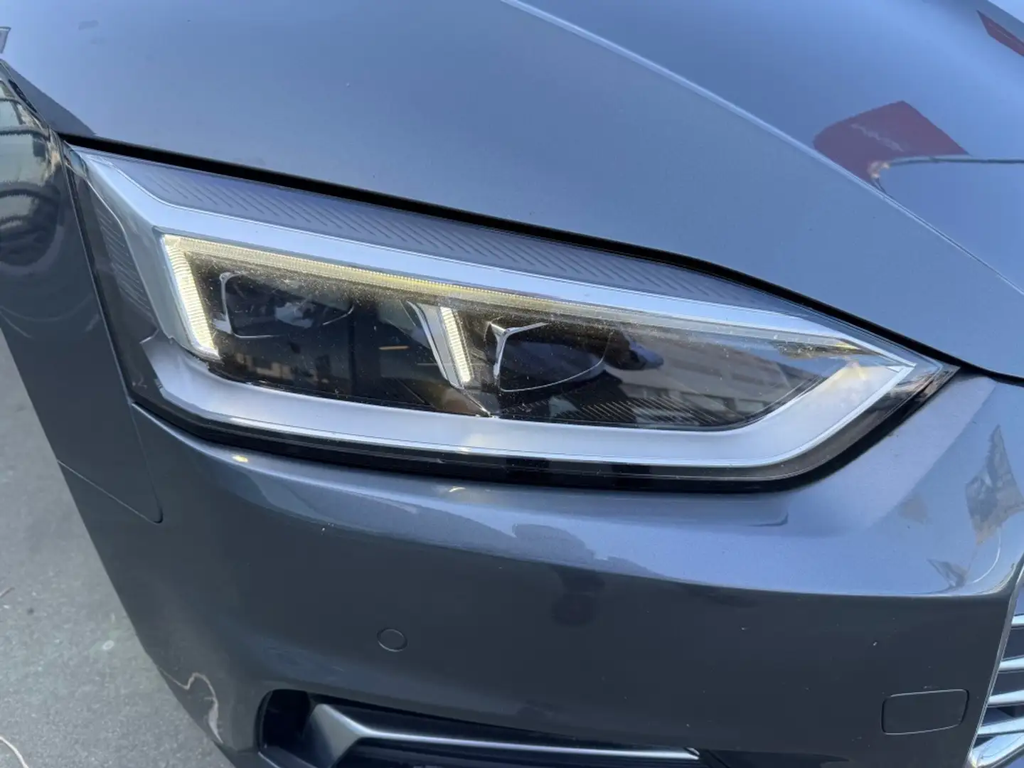 Audi A5 Coupé 40 TDI S tronic Gris - 2