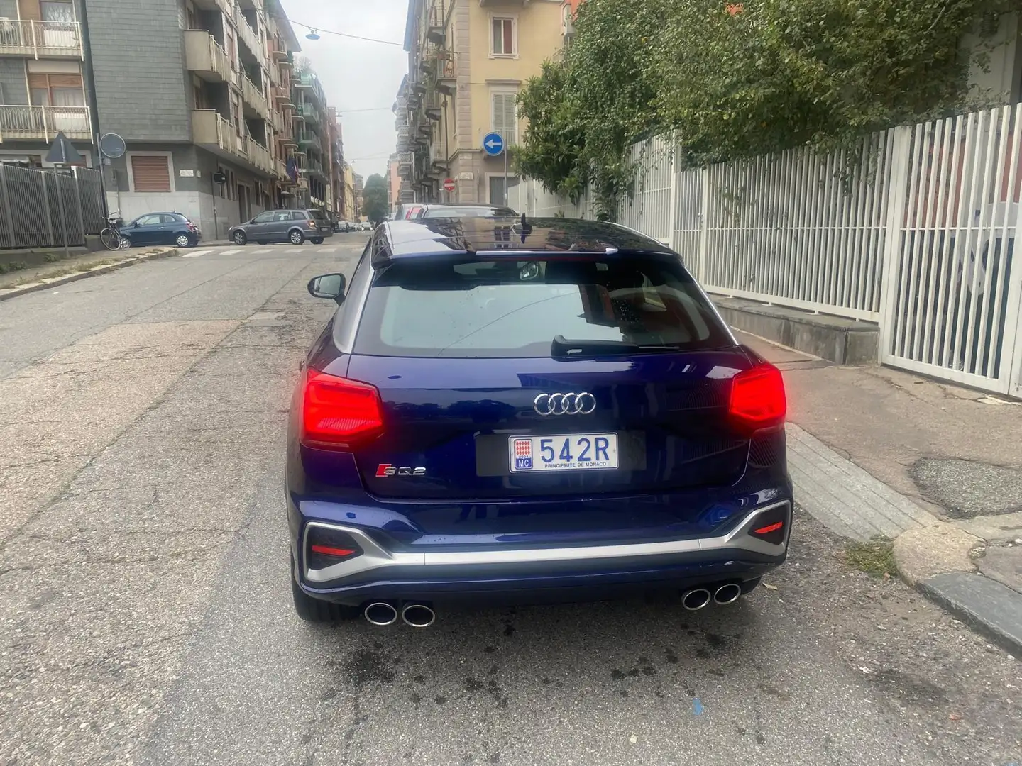 Audi SQ2 SQ2 50 TFSI 300 ch S tronic 7 Quattro Bleu - 2