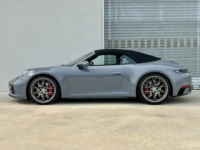 Porsche 992